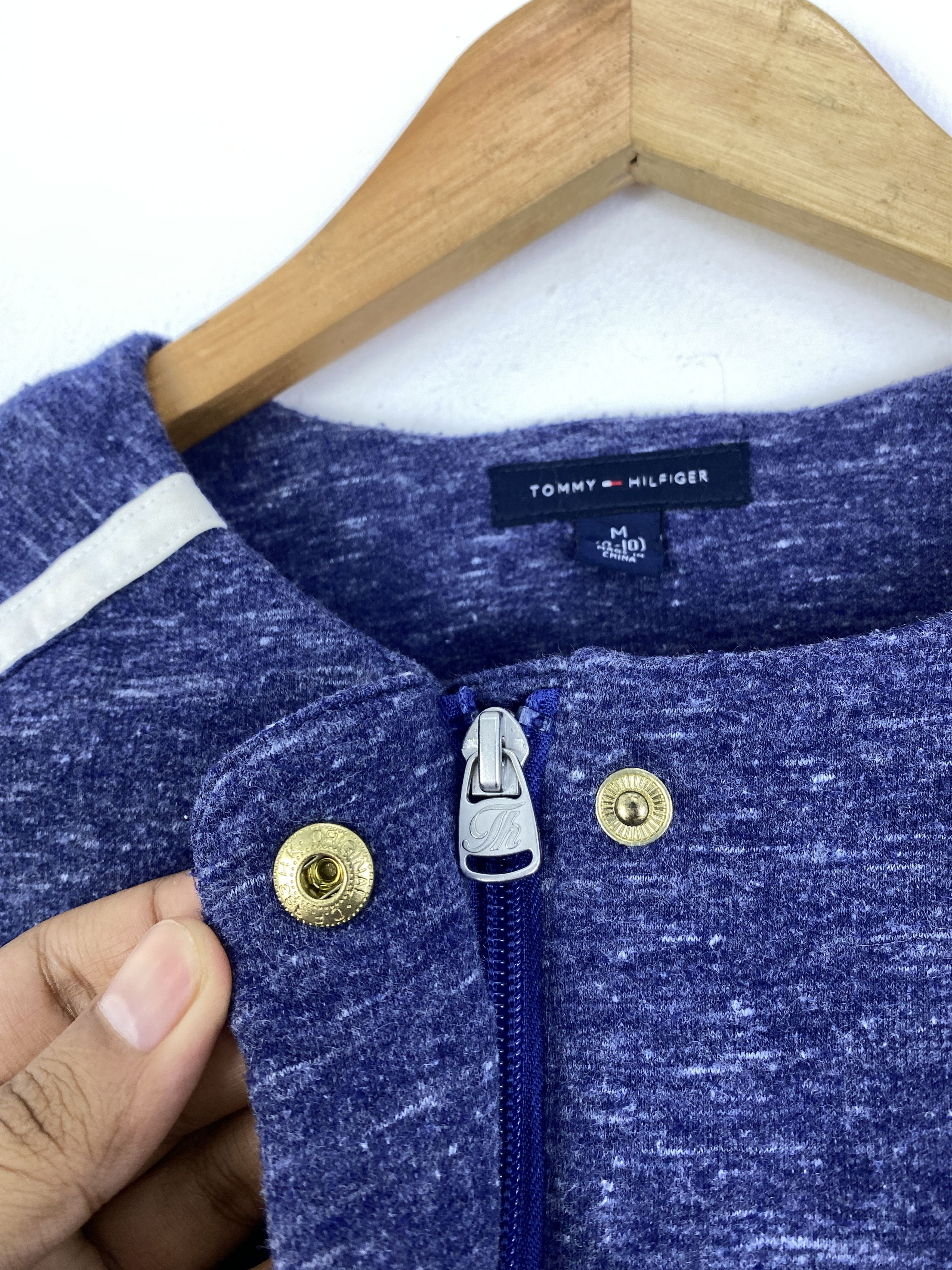 Tommy Hilfiger Vtg Tommy Hilfiger Knit Blazers with white trim JA0192 Size US M / EU 48-50 / 2 - 13 Thumbnail