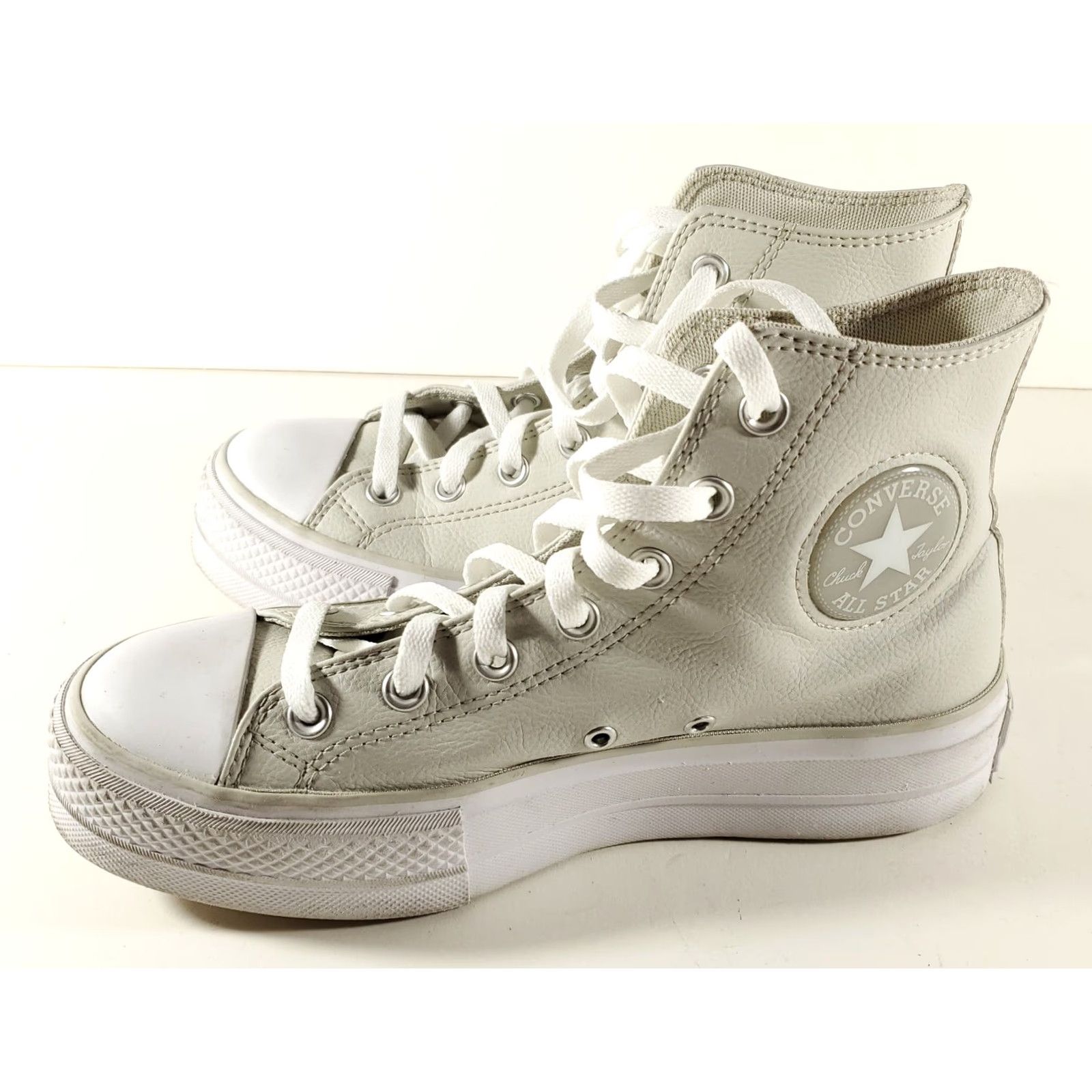 Converse VINTAGE Converse All Stars Leather High Tops White Cream Womens 8 Ivory Sneaker Shoes Womens 8 Size US 8 / IT 38 - 7 Thumbnail