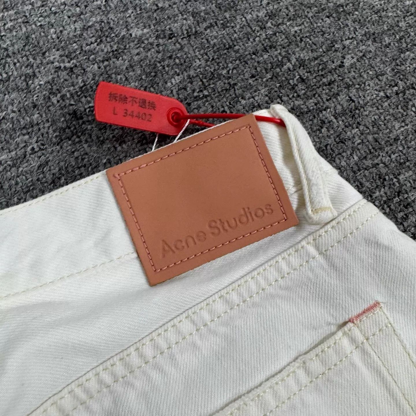 Acne Studios Acne Studios Distressed Hem White Jeans 99 New Size US 33 - 6 Thumbnail