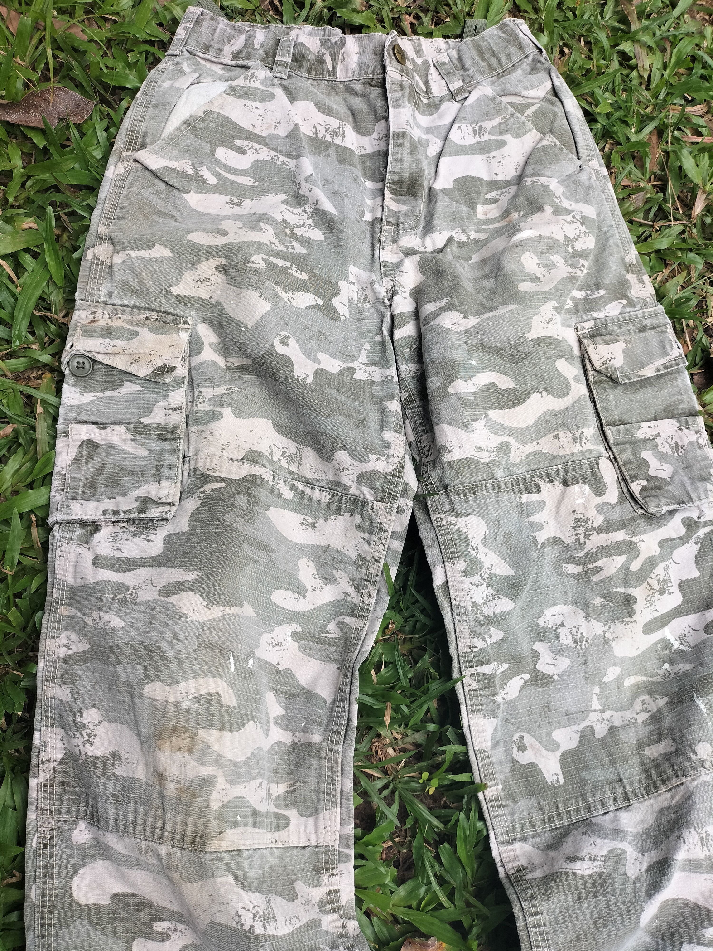 Carhartt × Vintage Vintage Carhartt Cargo Workwear Camouflage Us Airforce Size 26" / US 2 / IT 38 - 4 Thumbnail