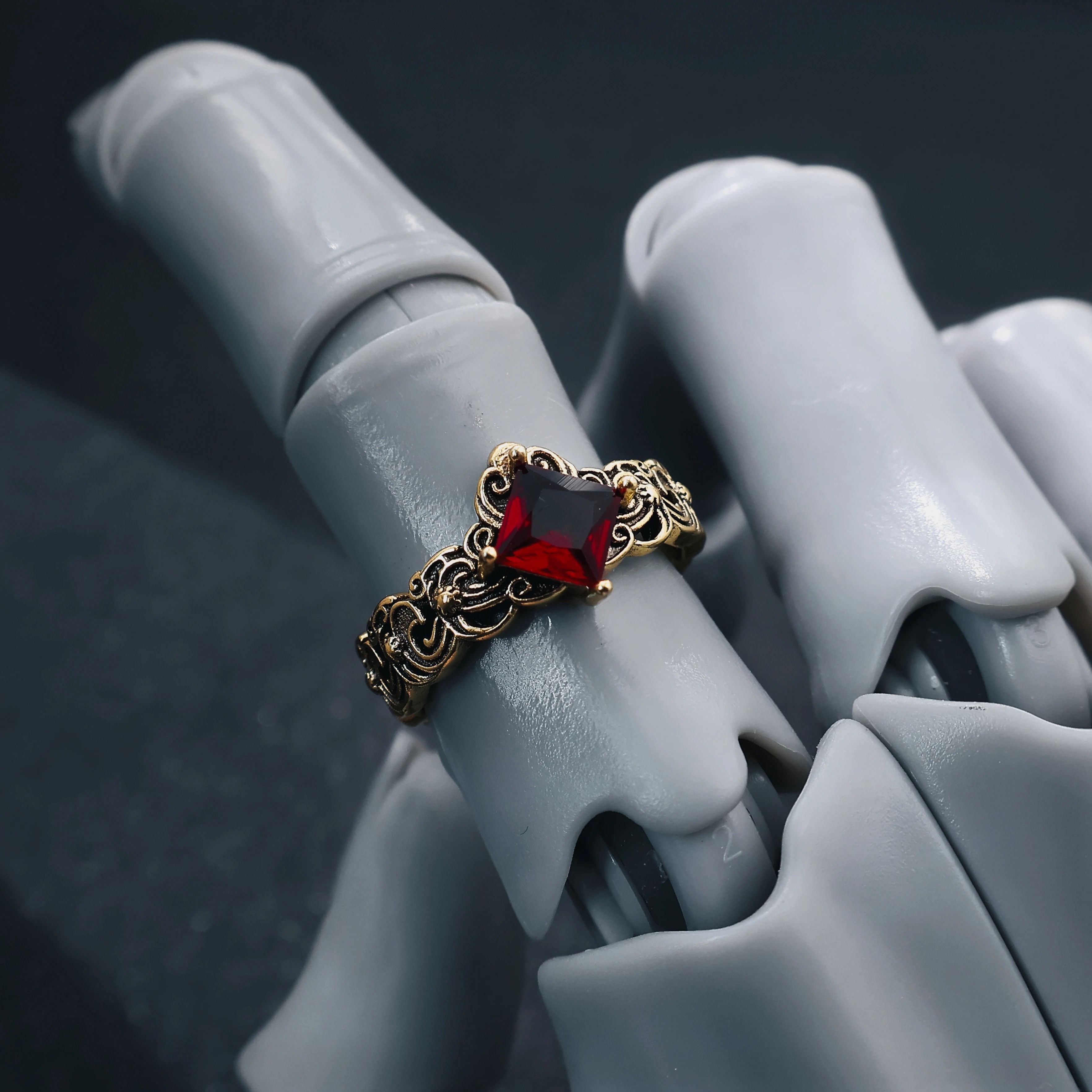Vintage Retro Flame Crown Ring Size ONE SIZE - 6 Thumbnail