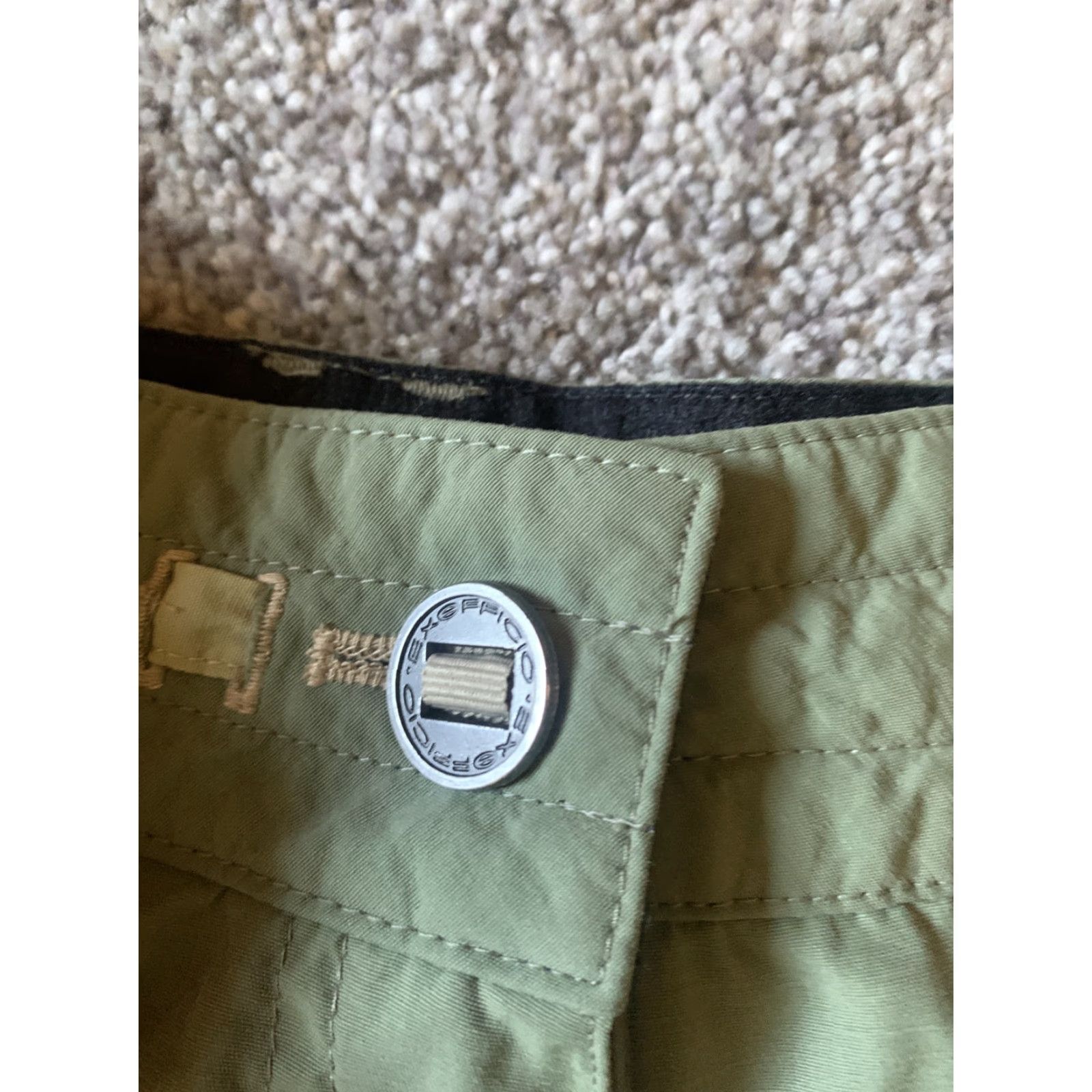 ExOfficio VINTAGE ExOfficio Outdoor Shorts Women's 4 Light Green Nylon Flat Front Hiking Shorts Mens? Women Size 27" / US 4 / IT 40 - 2 Thumbnail
