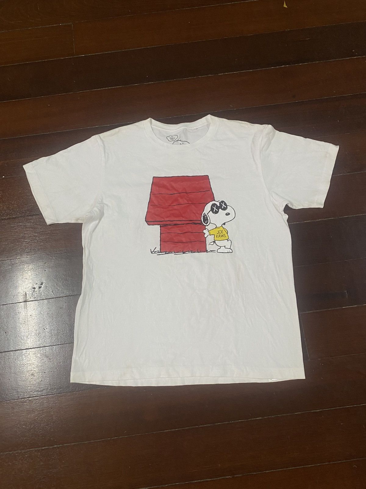 Kaws Kaws x Uniqlo x Peanuts Joe Kaws Snoopy Tee XL Black Size US XL / EU 56 / 4 - 1 Thumbnail