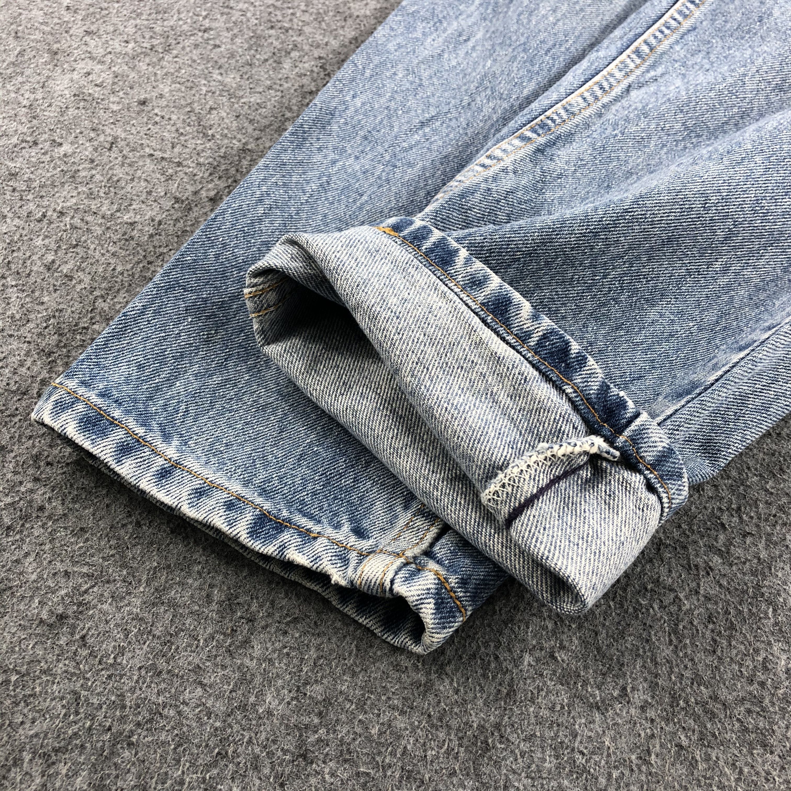Levi's × Vintage Vintage 90s Blue Wash Levis 550 Jeans-JM1383 Size US 32 / EU 48 - 6 Thumbnail