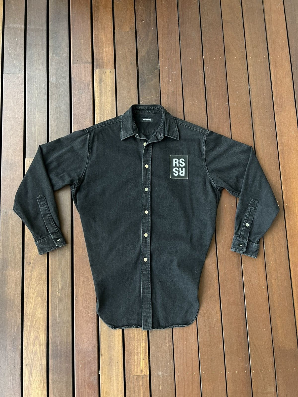 Raf Simons SS18 Raf Simons Black Denim Shirt with Elastic on the Back Size US S / EU 44-46 / 1 - 10 Thumbnail