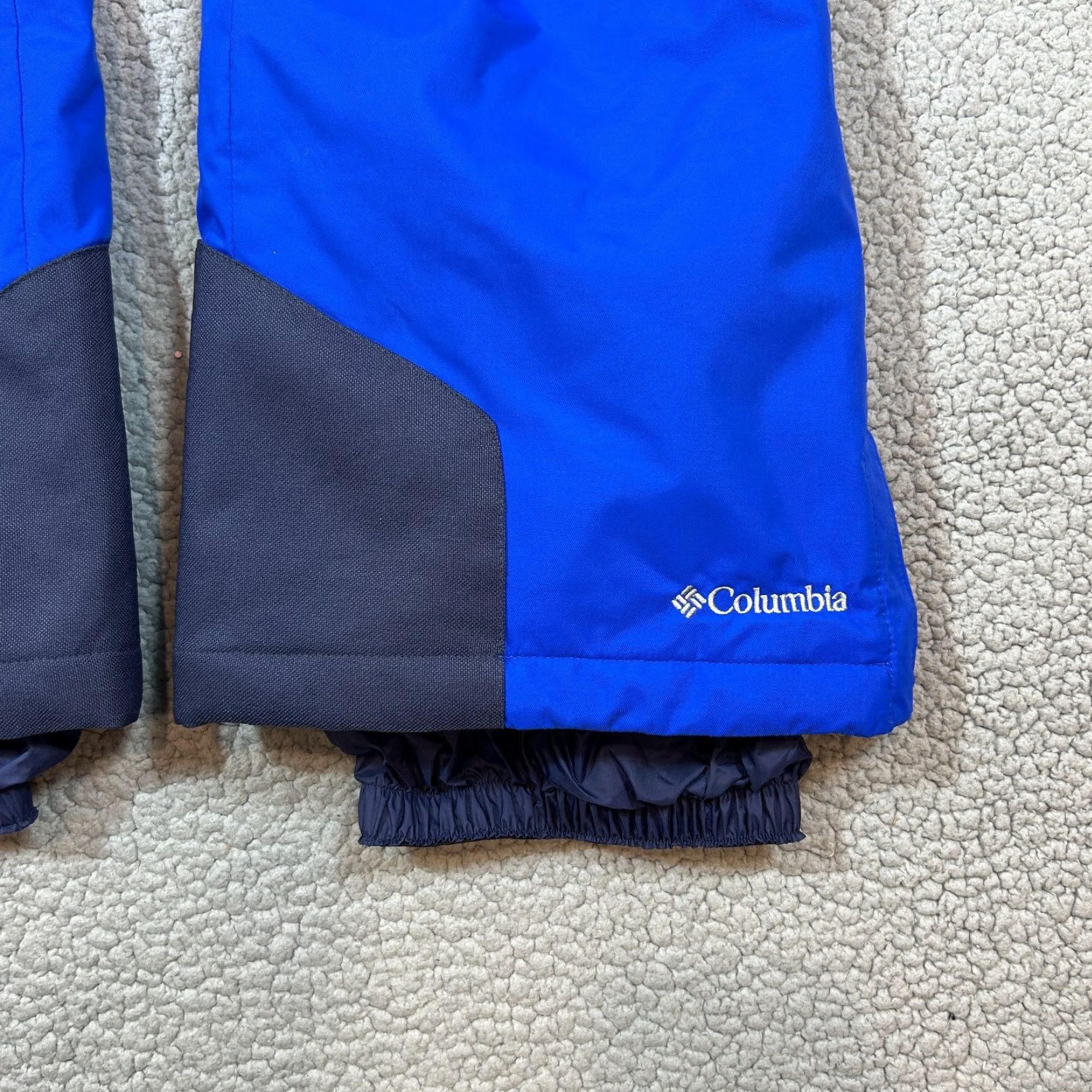 Vintage Columbia Men’s Medium Insulated Ski Snowboard Pants Navy Blue Omni-Heat Snow Pants Waterproof Thermal Pockets Adjustable Waist Winter Sports Mens Size US 31 - 2 Thumbnail