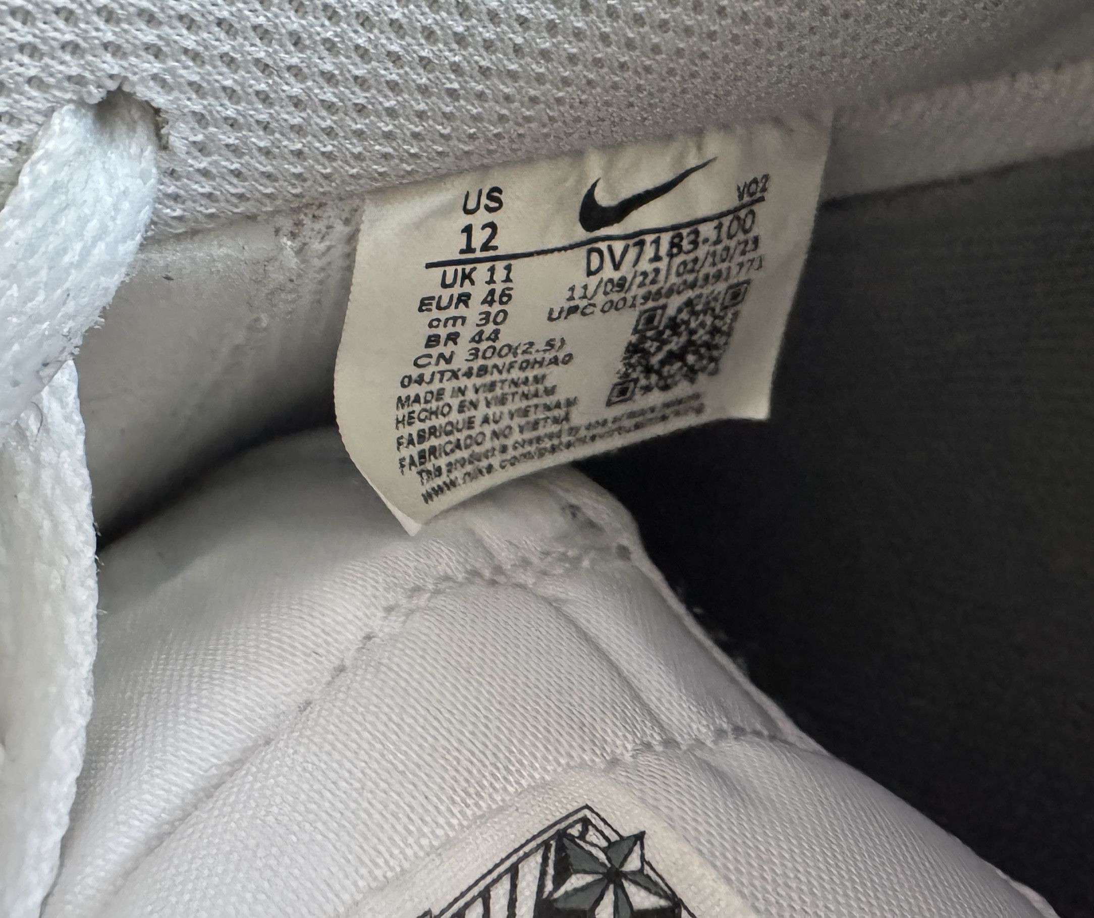 Nike Nike Air Force 1 White/Grey '50 Years of Hip Hop' Sz 12 Size US 12 / EU 45 - 9 Thumbnail
