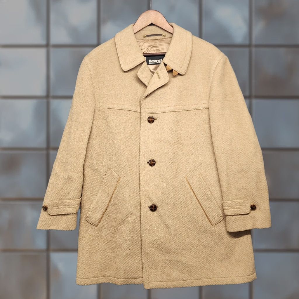 Vintage VINTAGE Lord International Coat Mens Large Beige Camel 100% Wool Overcoat German Mens Size US L / EU 52-54 / 3 - 1 Thumbnail