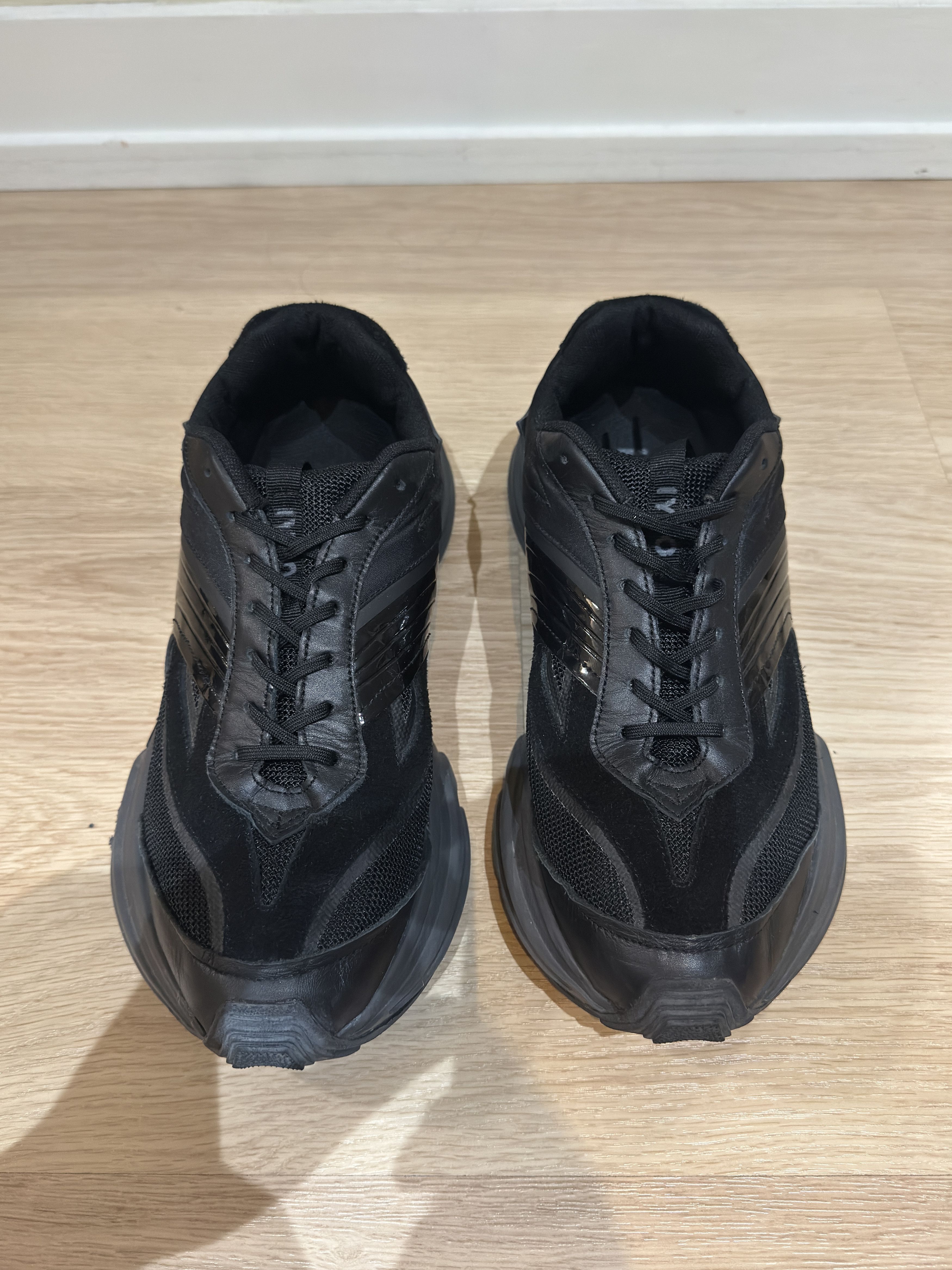 Other IYSO Acumik Sneakers (size 11) Size US 11 / EU 44 - 8 Thumbnail