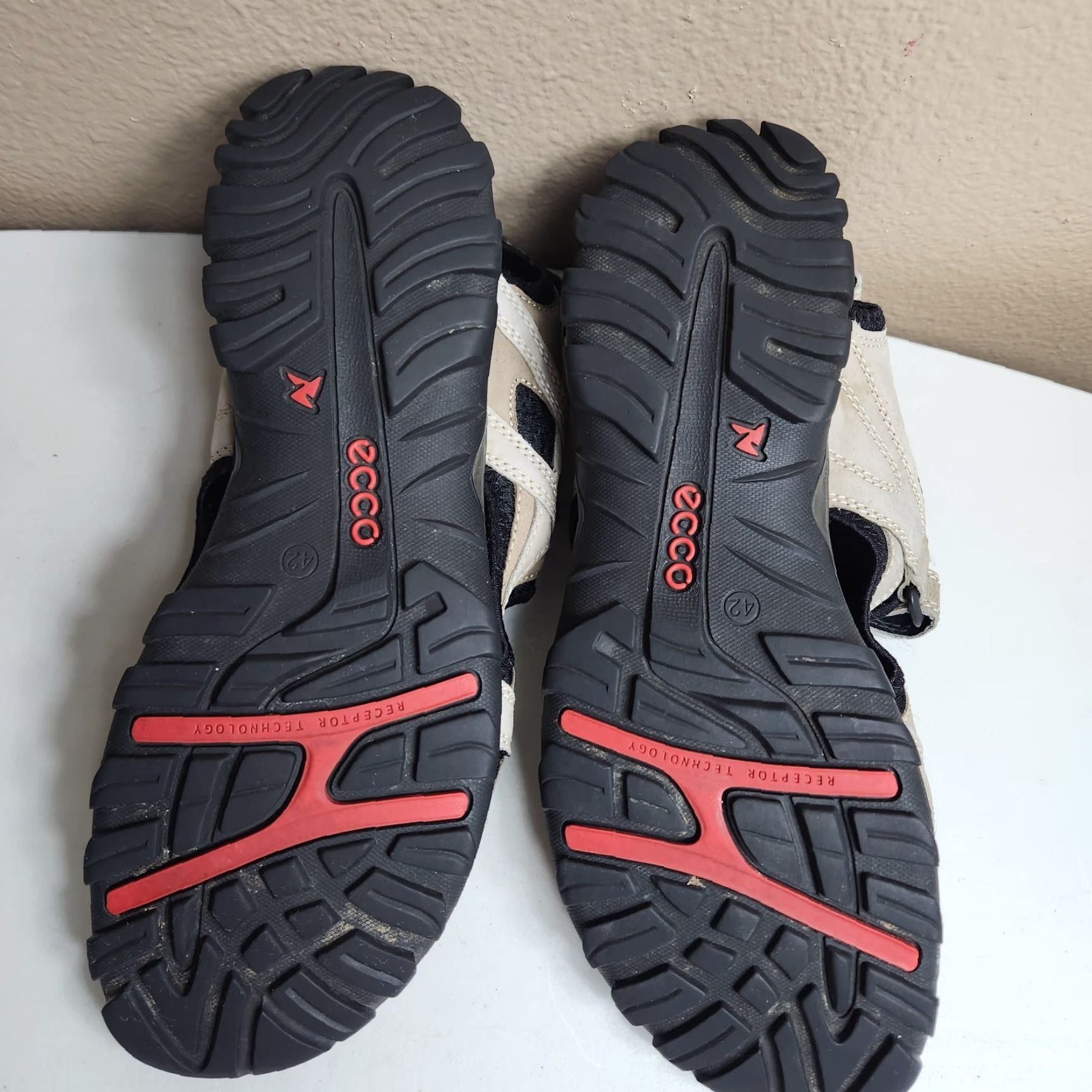 Ecco ECCO Offroad All Terrain Sandal Women Open Toe Beige/Black US 11-11.5 EU42 Size US 12 / IT 42 - 6 Thumbnail