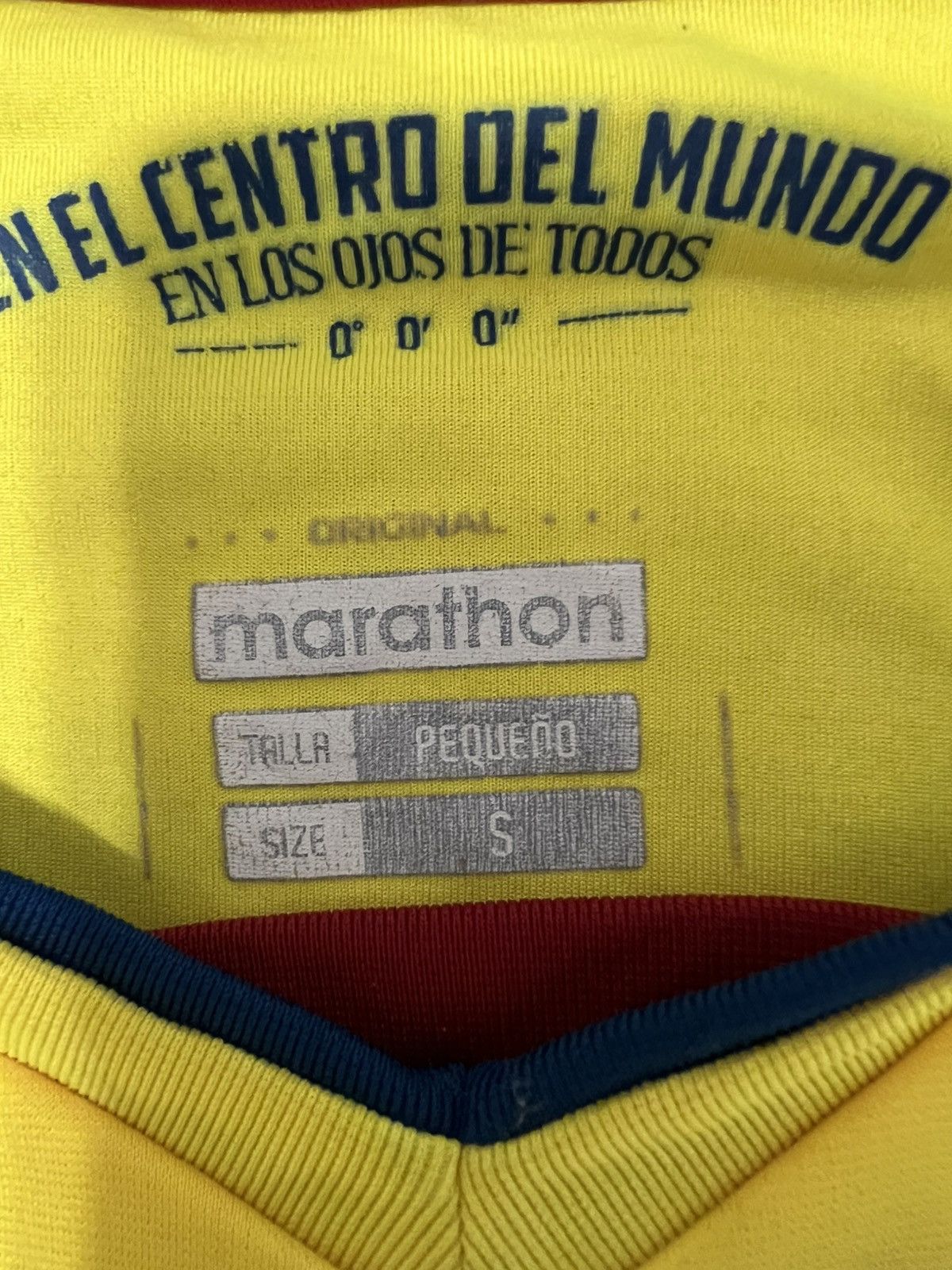 Vintage 2017 Ecuador home jersey Size US S / EU 44-46 / 1 - 3 Thumbnail
