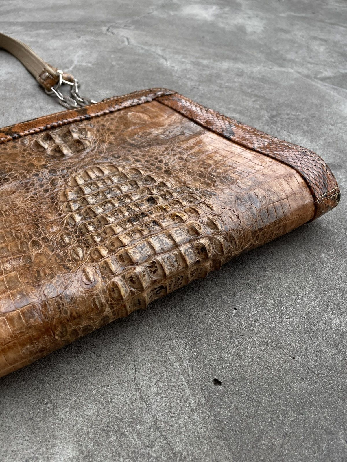 Vintage Shaped Crocodile’s Ridge & Python Snakeskin: Genuine Vintage Size ONE SIZE - 2 Thumbnail