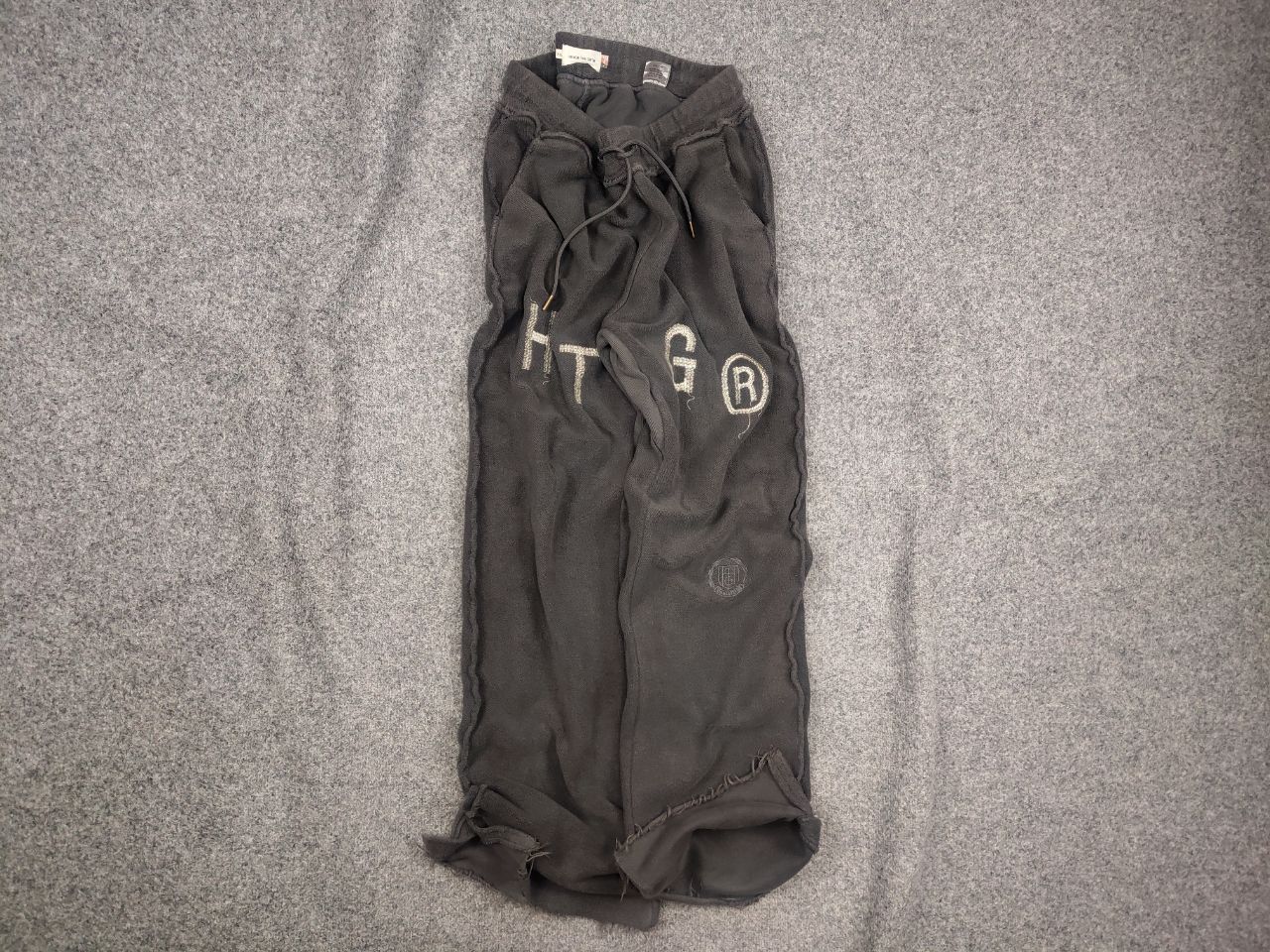 Honor the Gift Honor The Gift Design Weathered Logo Gray Baggy Sweatpant Size US 36 / EU 52 - 1 Thumbnail