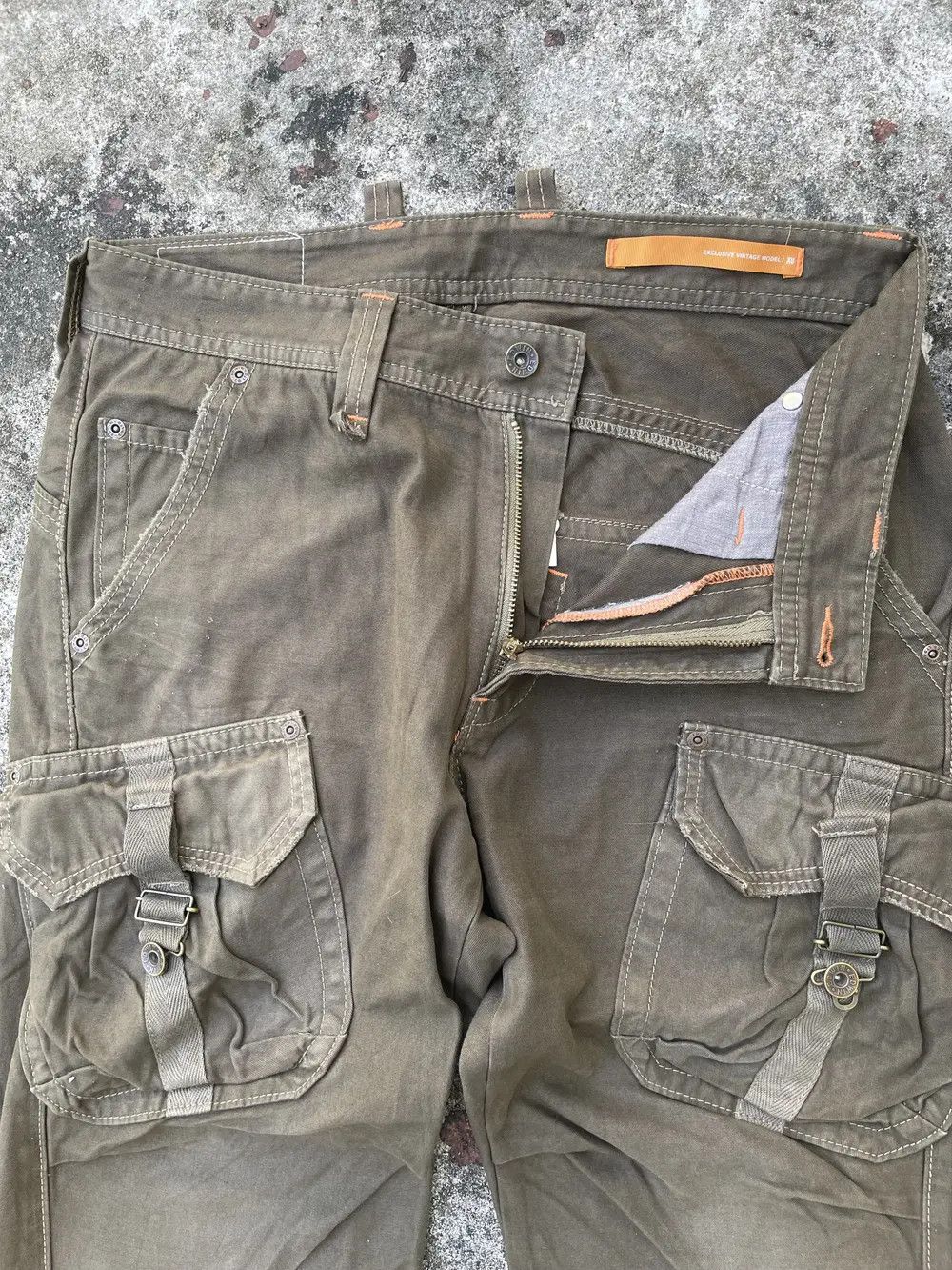 Other Flare Cargo Pant Size US 31 - 8 Thumbnail