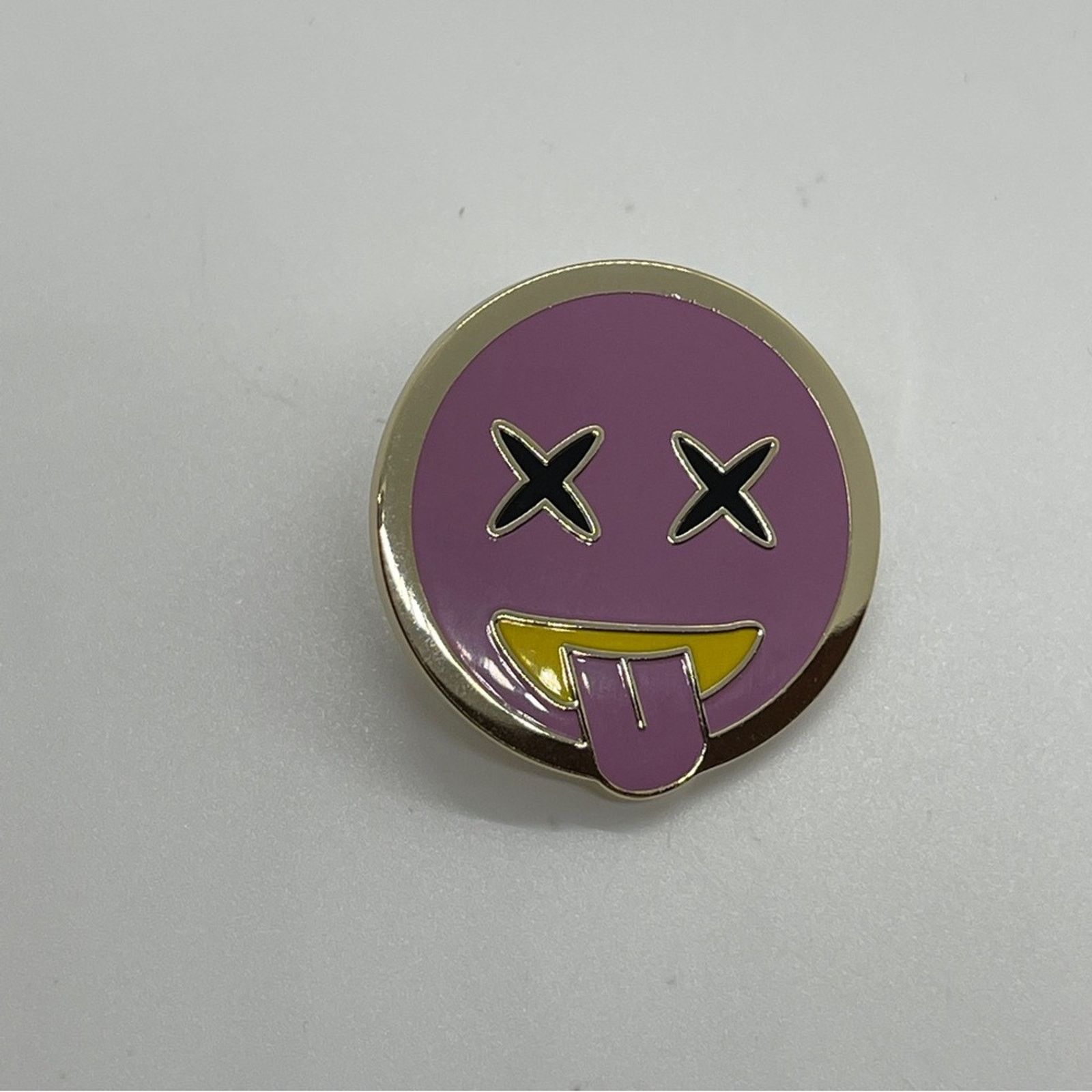 Coach Coach Enamel Decorative Pin - Pink Emoji Round 1" Size ONE SIZE - 3 Thumbnail