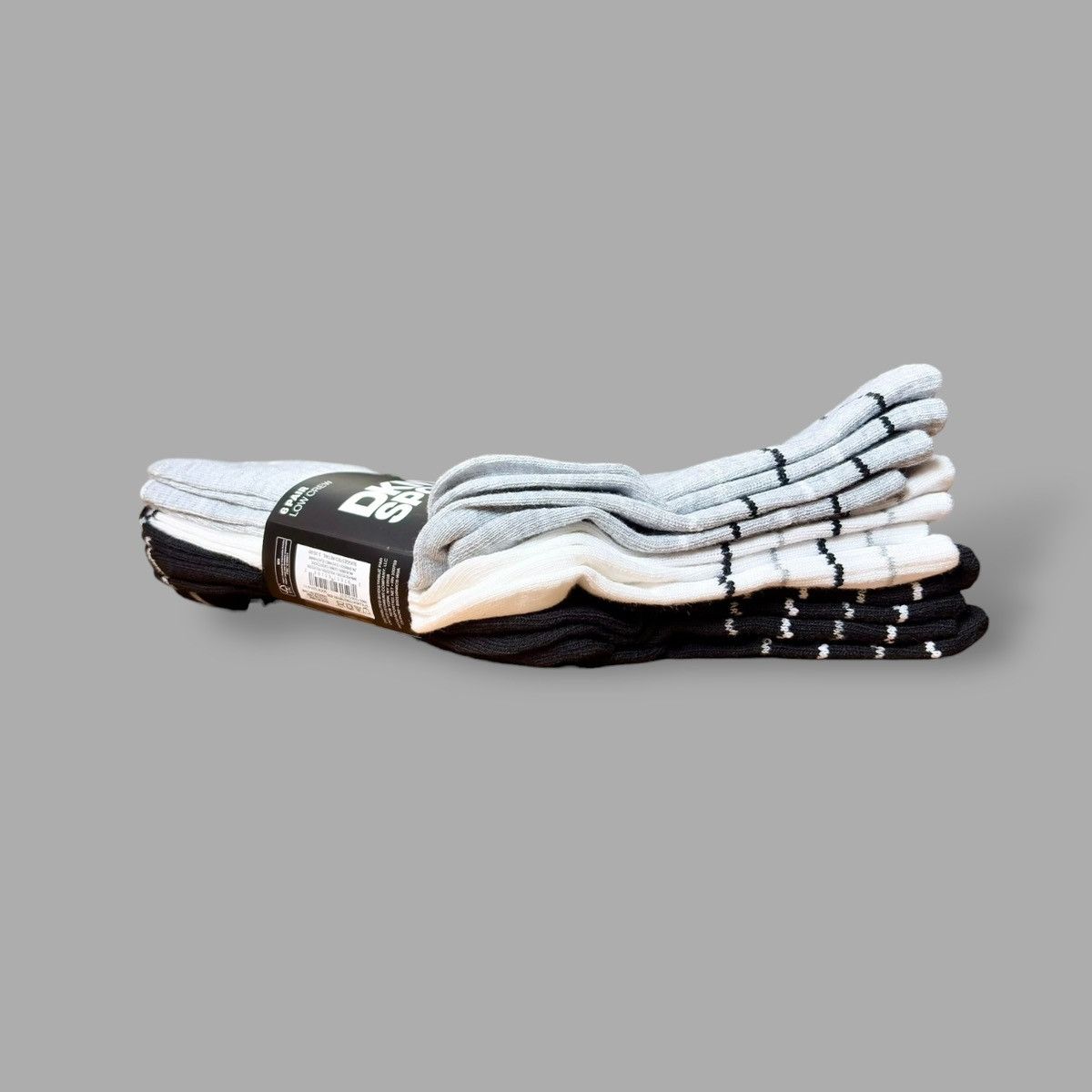 DKNY DKNY Sport Women’s Low Crew Cut Black White Socks 6 Pack Size ONE SIZE - 5 Thumbnail