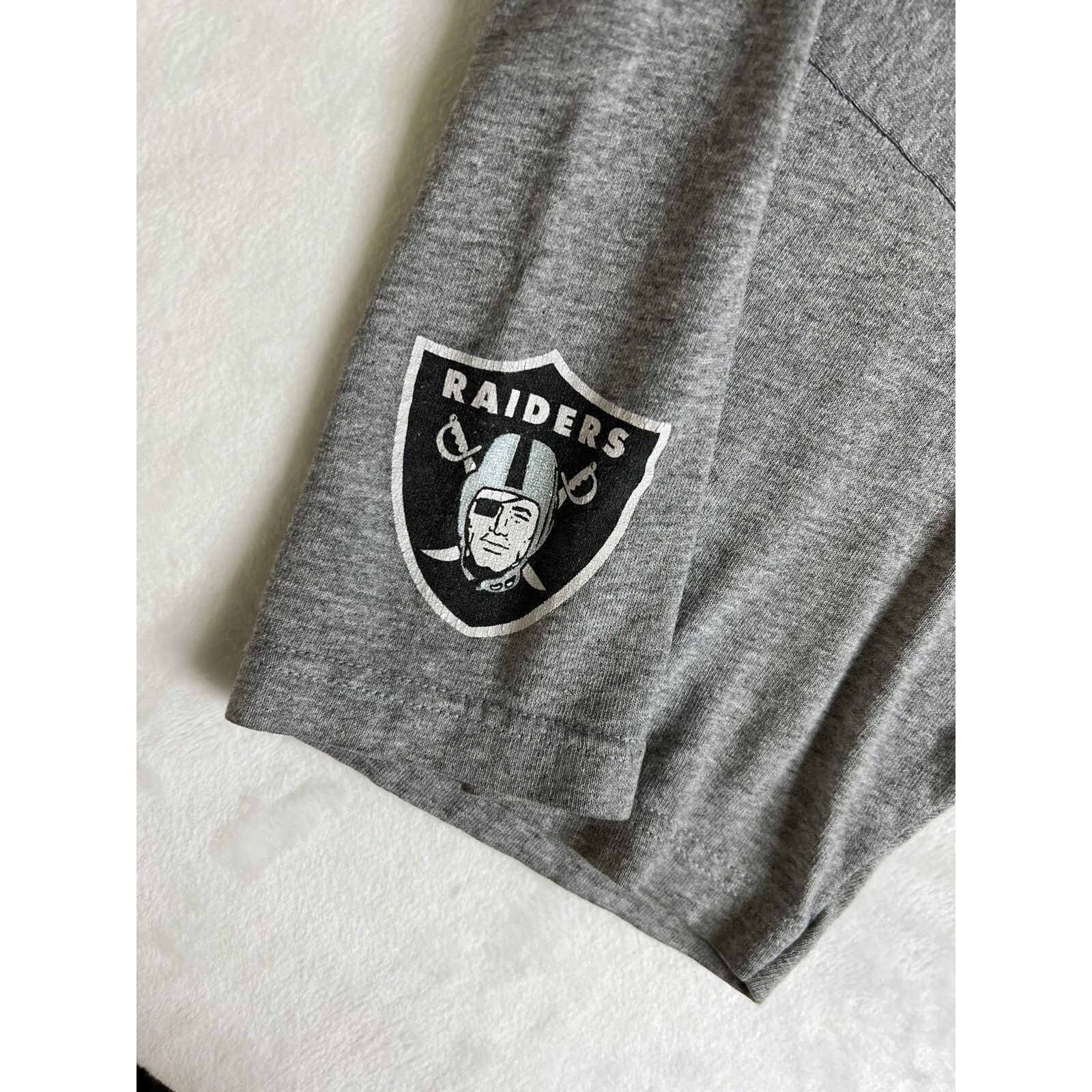 Reebok Vintage Oakland Raiders T-Shirt Size Large Gray by Reebok “R Size US L / EU 52-54 / 3 - 5 Thumbnail