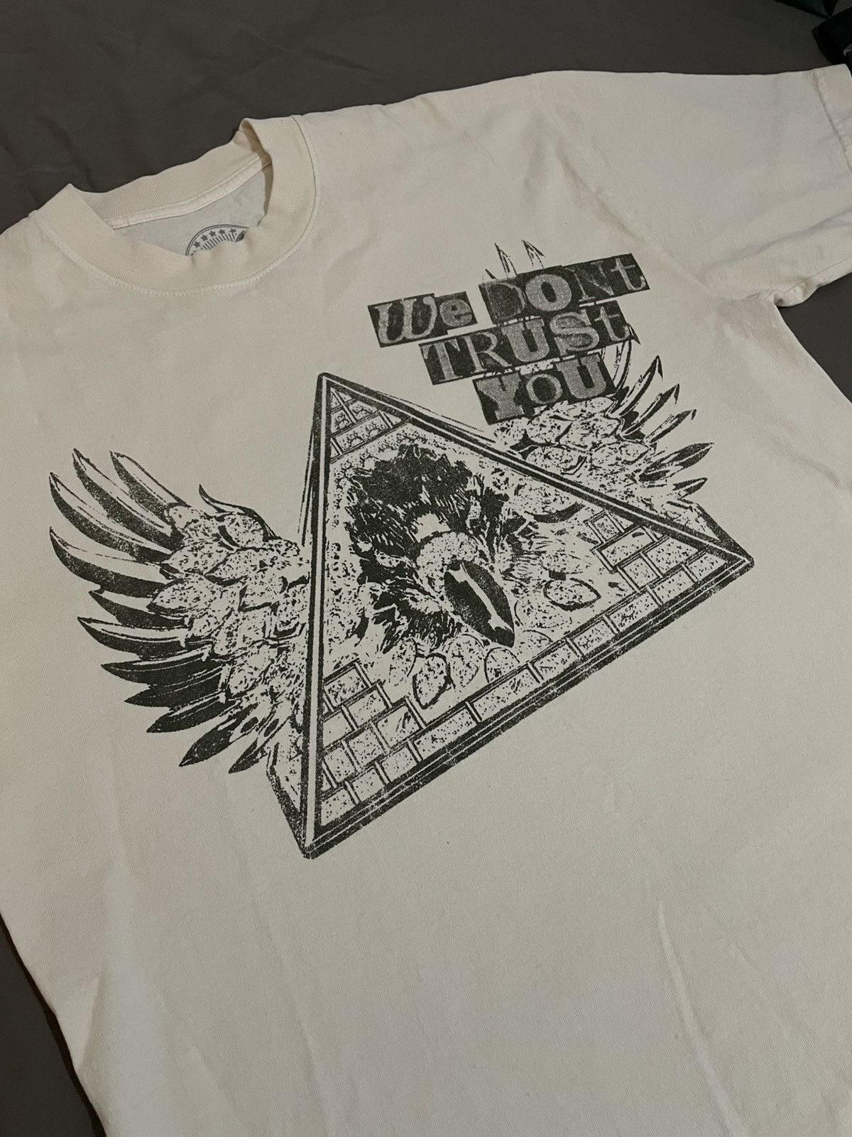 Band Tees × Future Future “we don’t trust you” tour tee shirt M NEW ! Size US M / EU 48-50 / 2 - 1 Thumbnail