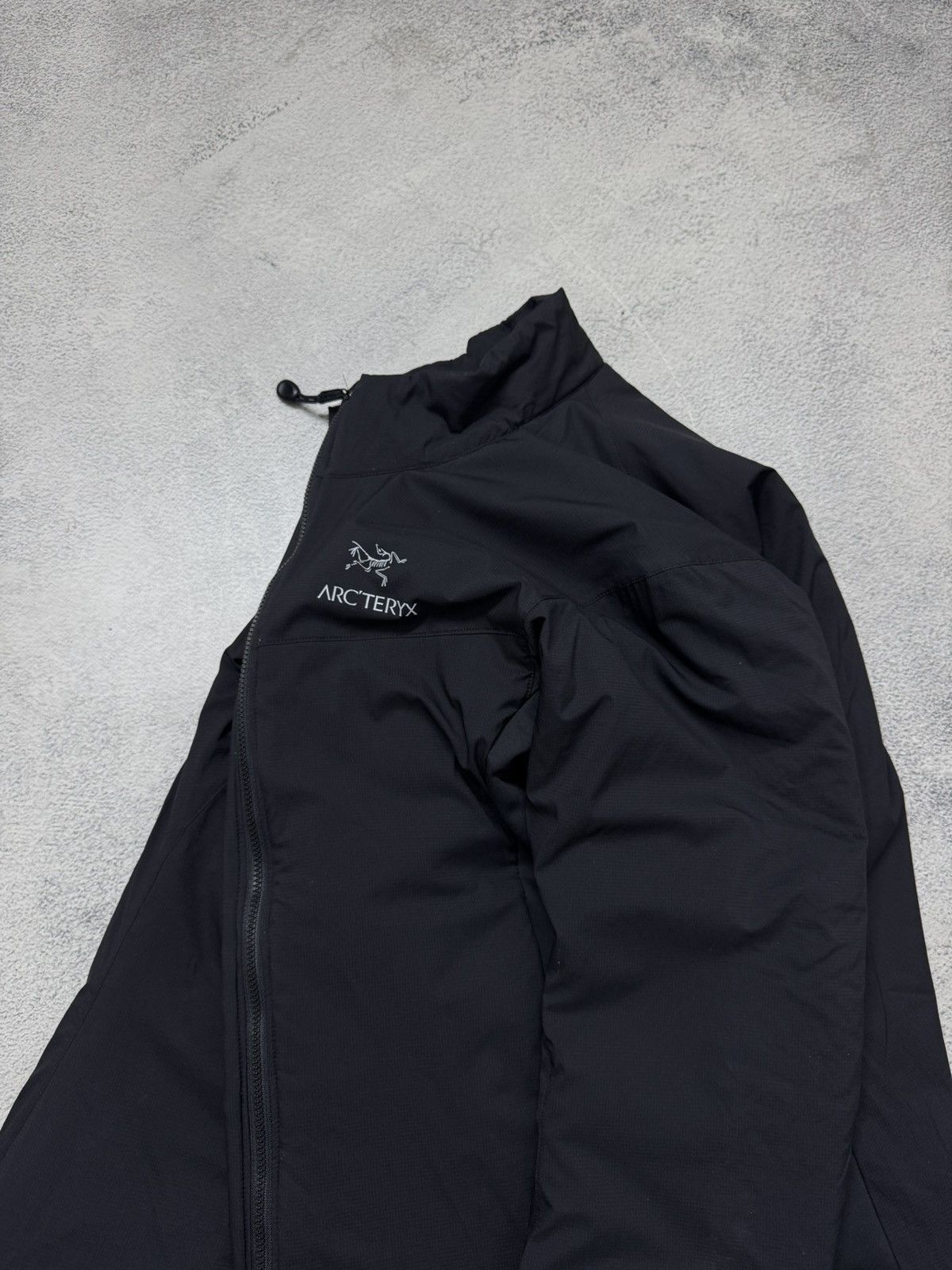Arc'teryx Vintage Y2k Arc’teryx Nylon Reflective Logo Jacket 00’s Size M / US 6-8 / IT 42-44 - 1 Thumbnail
