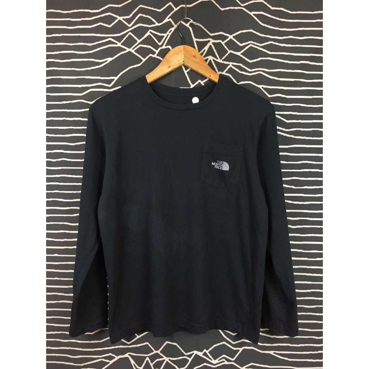 The North Face The North Face TNF Big Logo Outdoor Pocket Longsleeve Tee Size US M / EU 48-50 / 2 - 6 Thumbnail