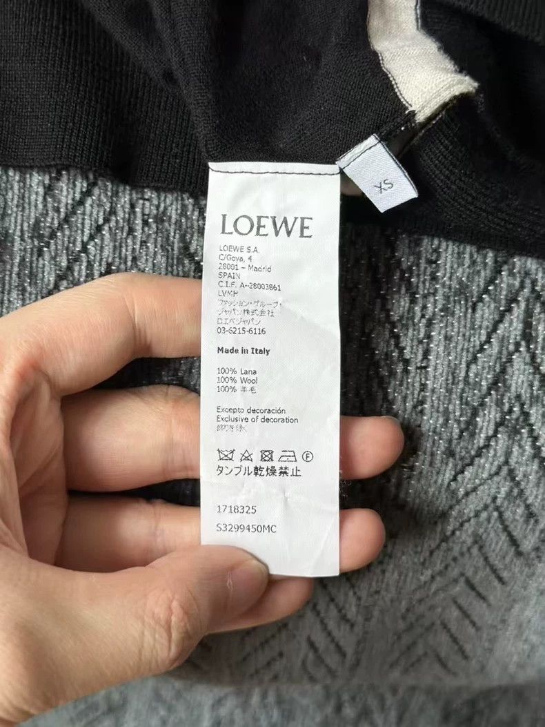 Loewe LOEWE Wool knit short sleeves Size XS / US 0-2 / IT 36-38 - 4 Thumbnail