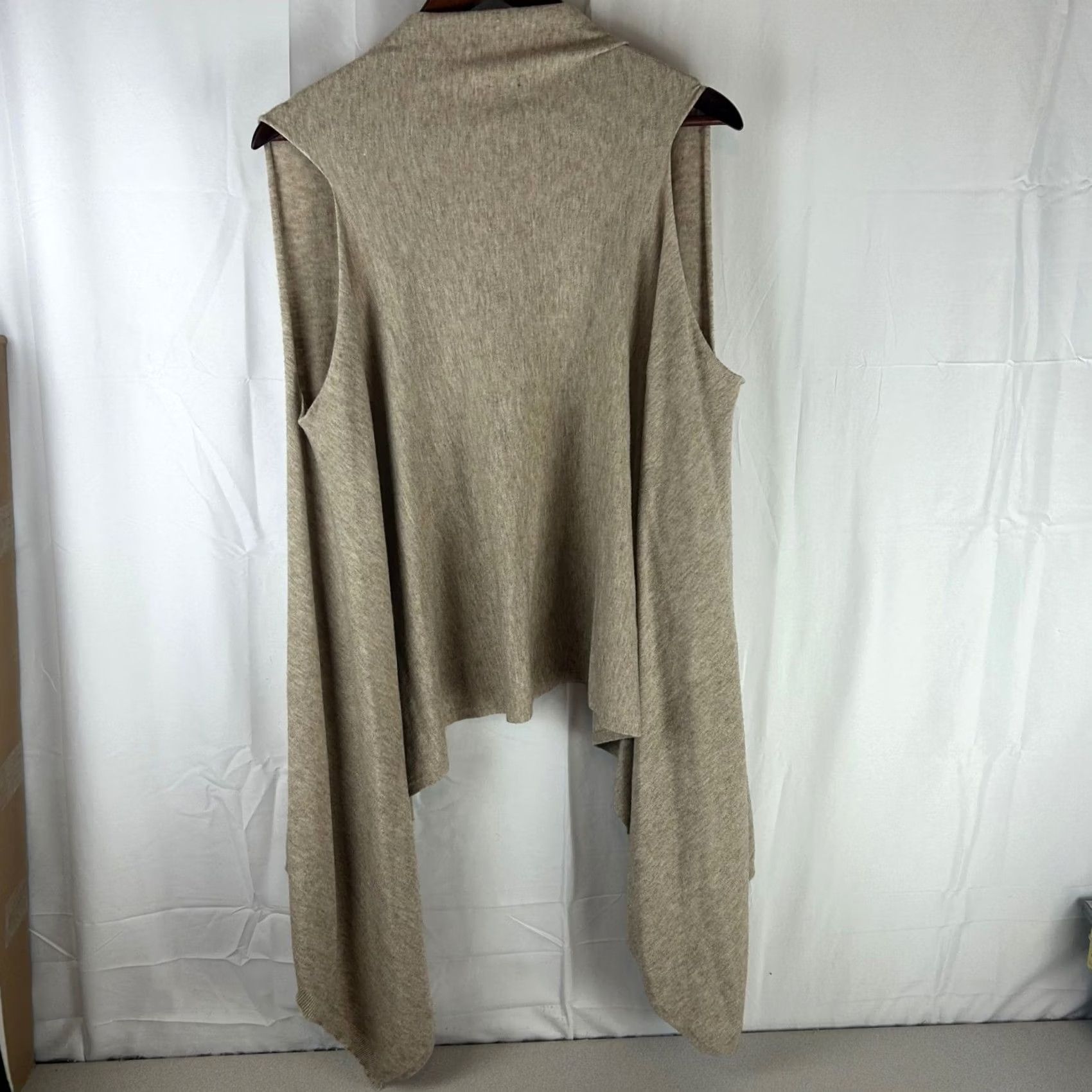 Vintage Roffe Accessories Vest Womens One Size Beige Fringe Women Tan Heathered Knit Open Front Boho Size ONE SIZE - 6 Thumbnail