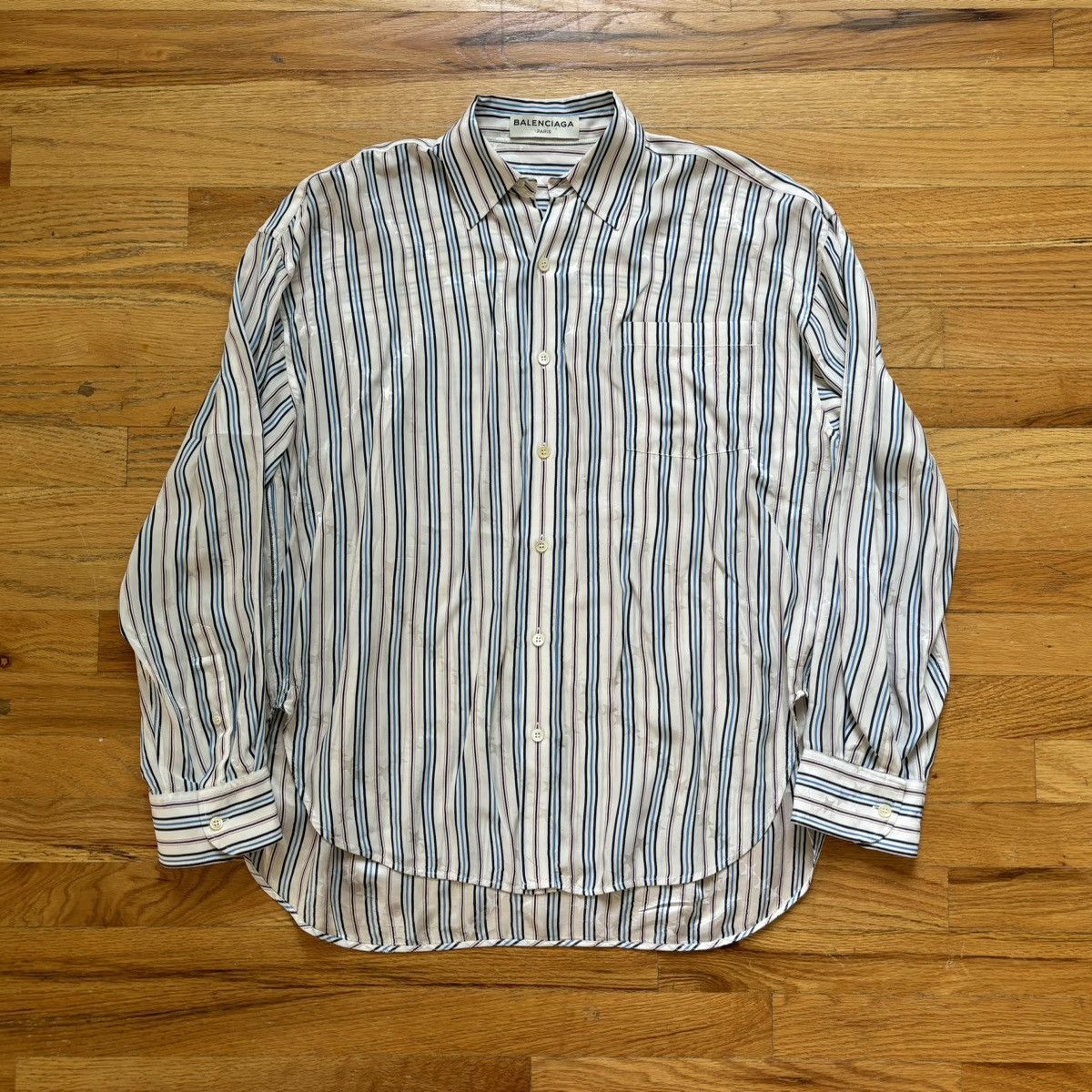 Balenciaga SS2017 Star-Embossed Striped Shirt Size US S / EU 44-46 / 1 - 1 Thumbnail