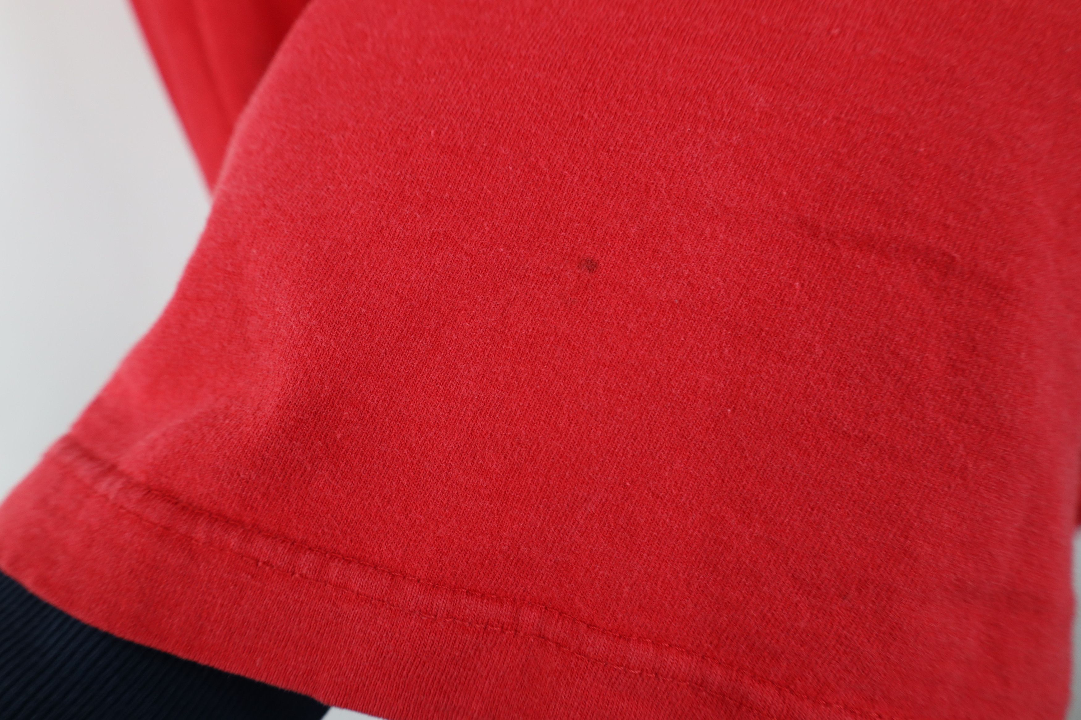 Tommy Hilfiger Vintage 90s Tommy Hilfiger Short Sleeve T-Shirt Red Size US L / EU 52-54 / 3 - 9 Thumbnail