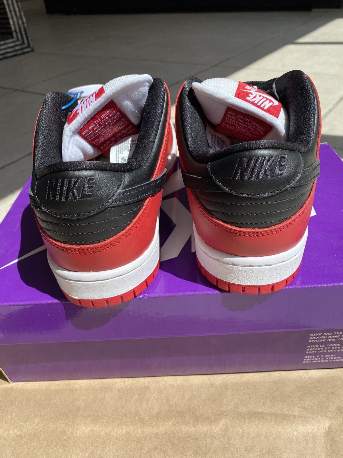 Nike Chicago SB dunk, Sz 8 Size US 8 / EU 41 - 5 Thumbnail
