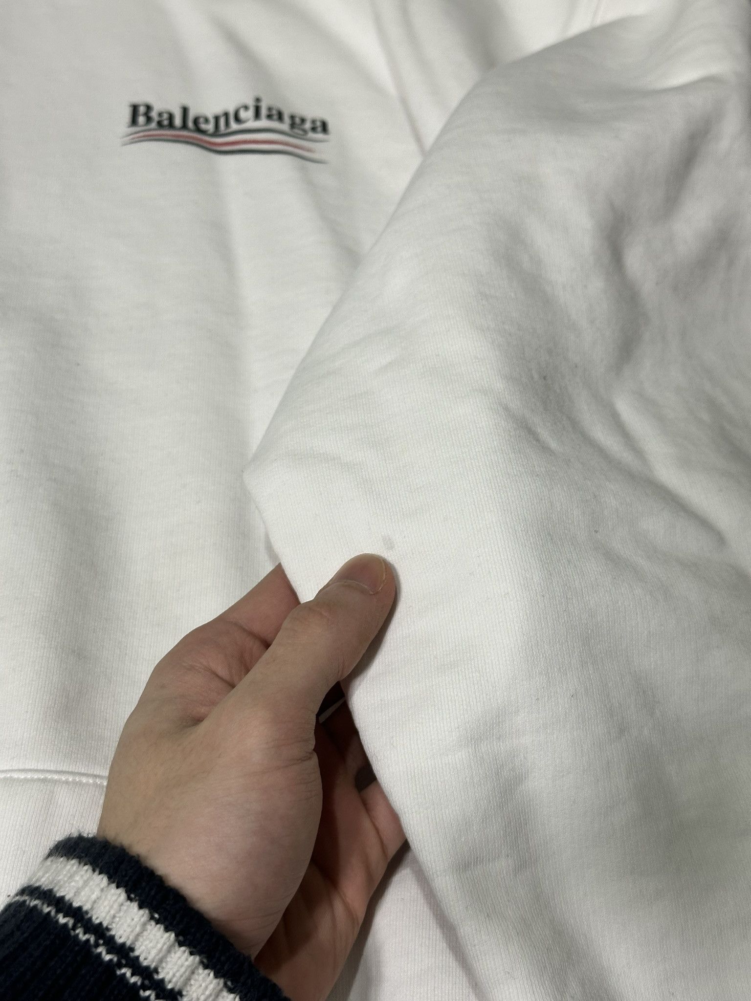 Balenciaga Balenciaga Sweatshirt Political Logo Print White Hoodie Size XS / US 0-2 / IT 36-38 - 13 Thumbnail