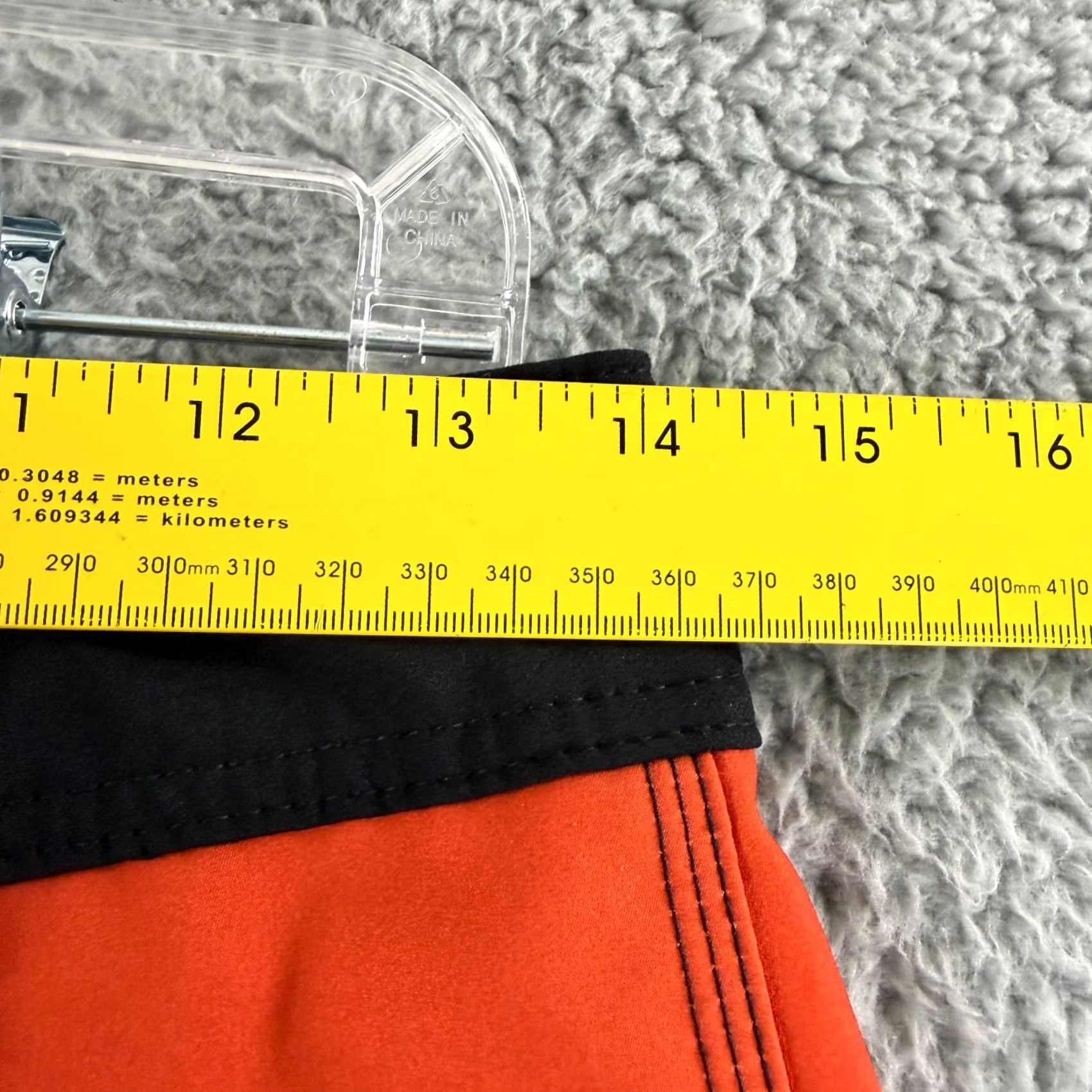 Vintage Rogue American Board Shorts Mens 30 Orange Graphic Print USA Made Size US 30 / EU 46 - 7 Thumbnail