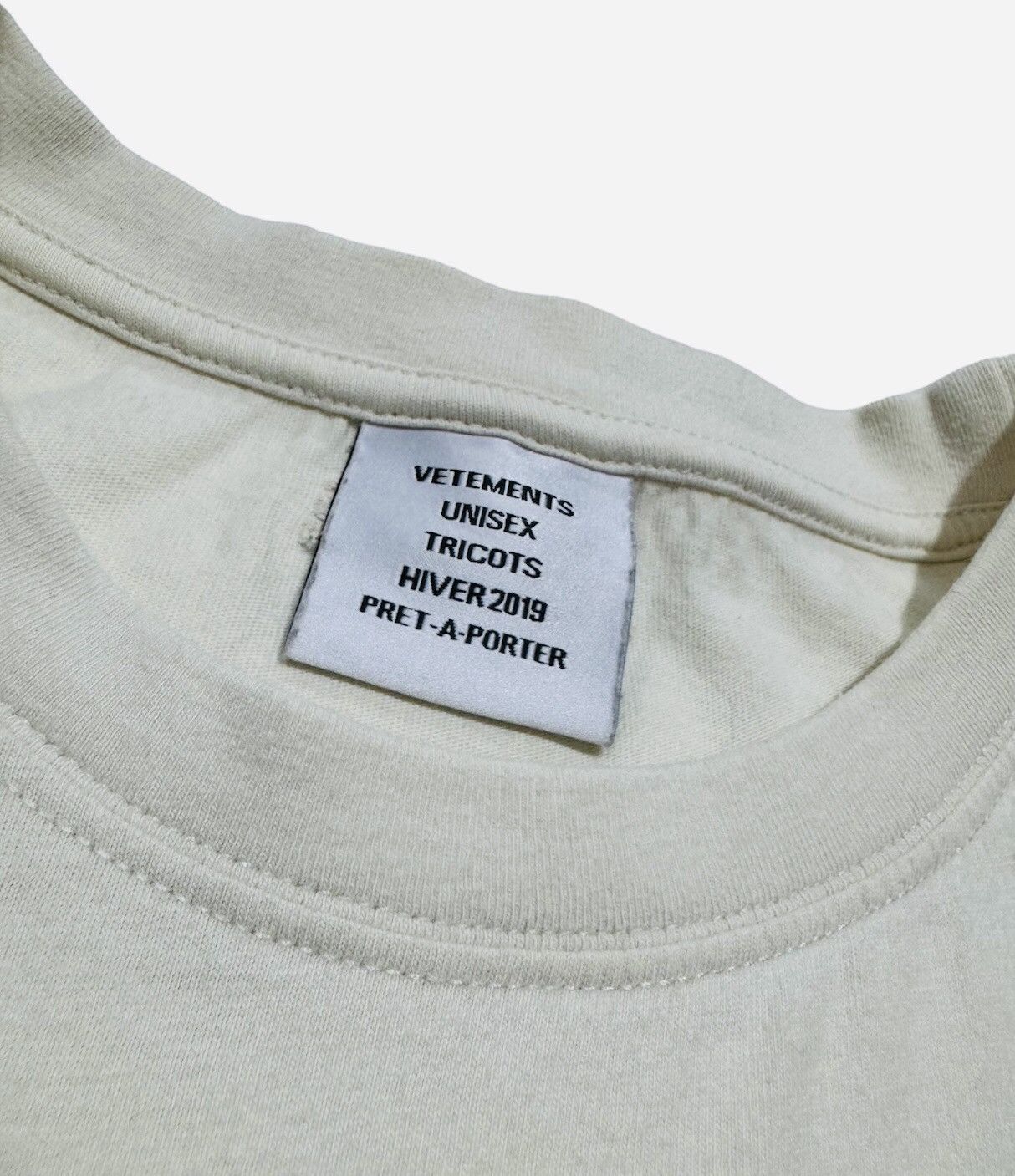 Vetements 19AW Sunday T-Shirt Size US S / EU 44-46 / 1 - 4 Thumbnail