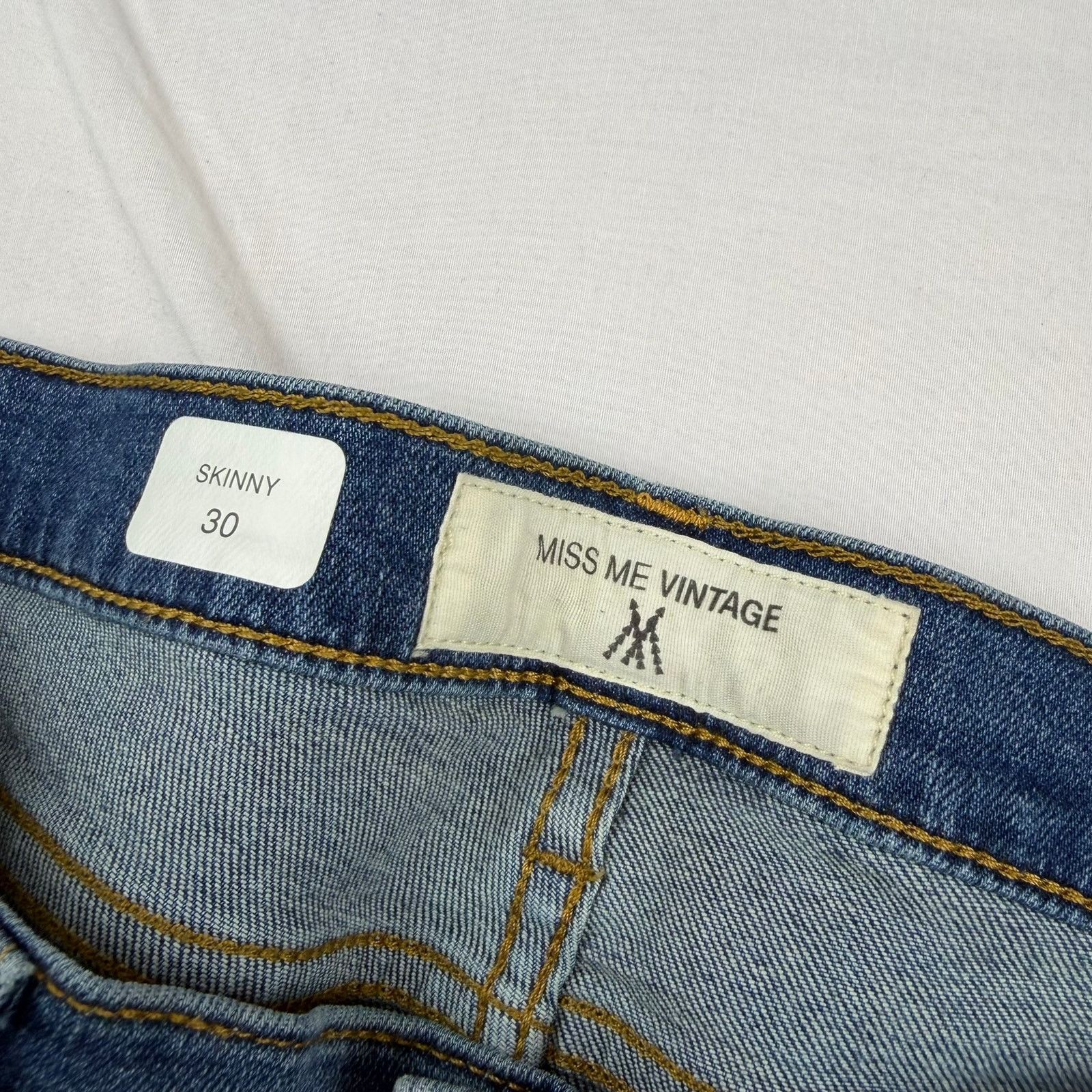 Miss Me Miss Me Vintage Skinny Jeans Size 30 Patchwork Knee Size 30" / US 8 / IT 44 - 4 Thumbnail