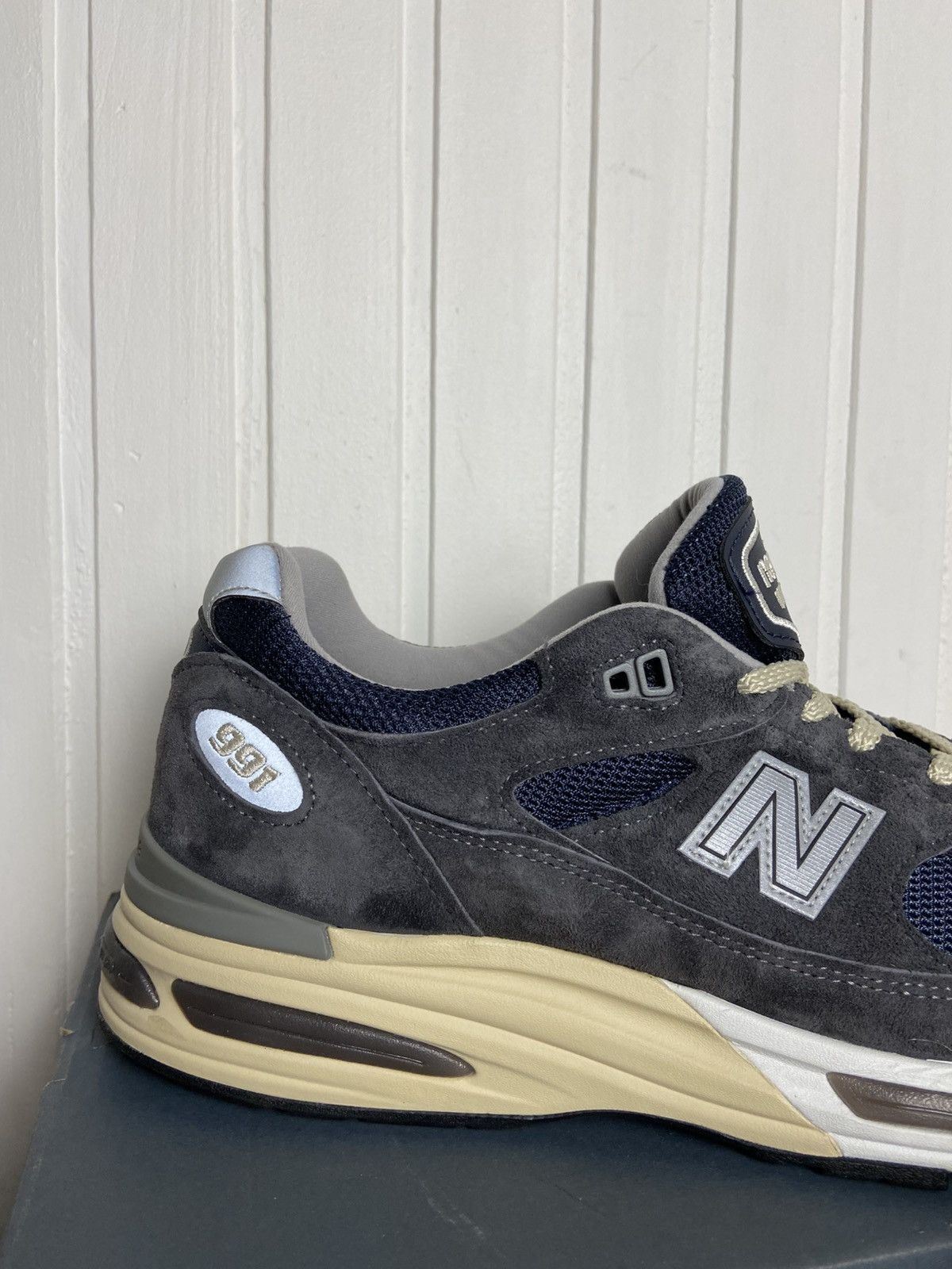 New Balance Used New Balance 991v2 "MiUK Dark Gull Grey" Rare 11,5US Size US 11.5 / EU 44-45 - 9 Thumbnail