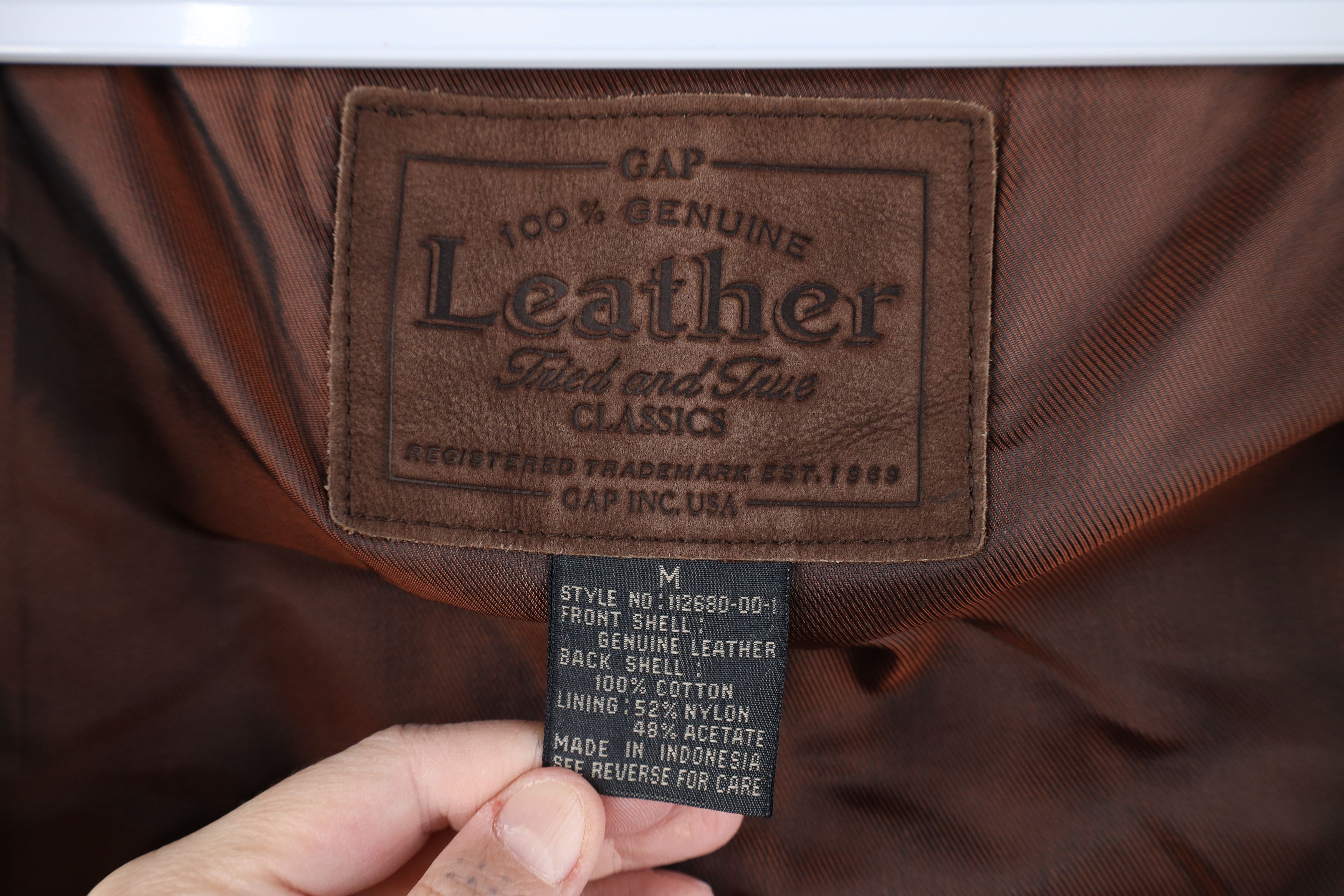 Gap Vintage 90s Gap Buckle Back Suede Leather Vest Jacket Brown Size US M / EU 48-50 / 2 - 10 Thumbnail