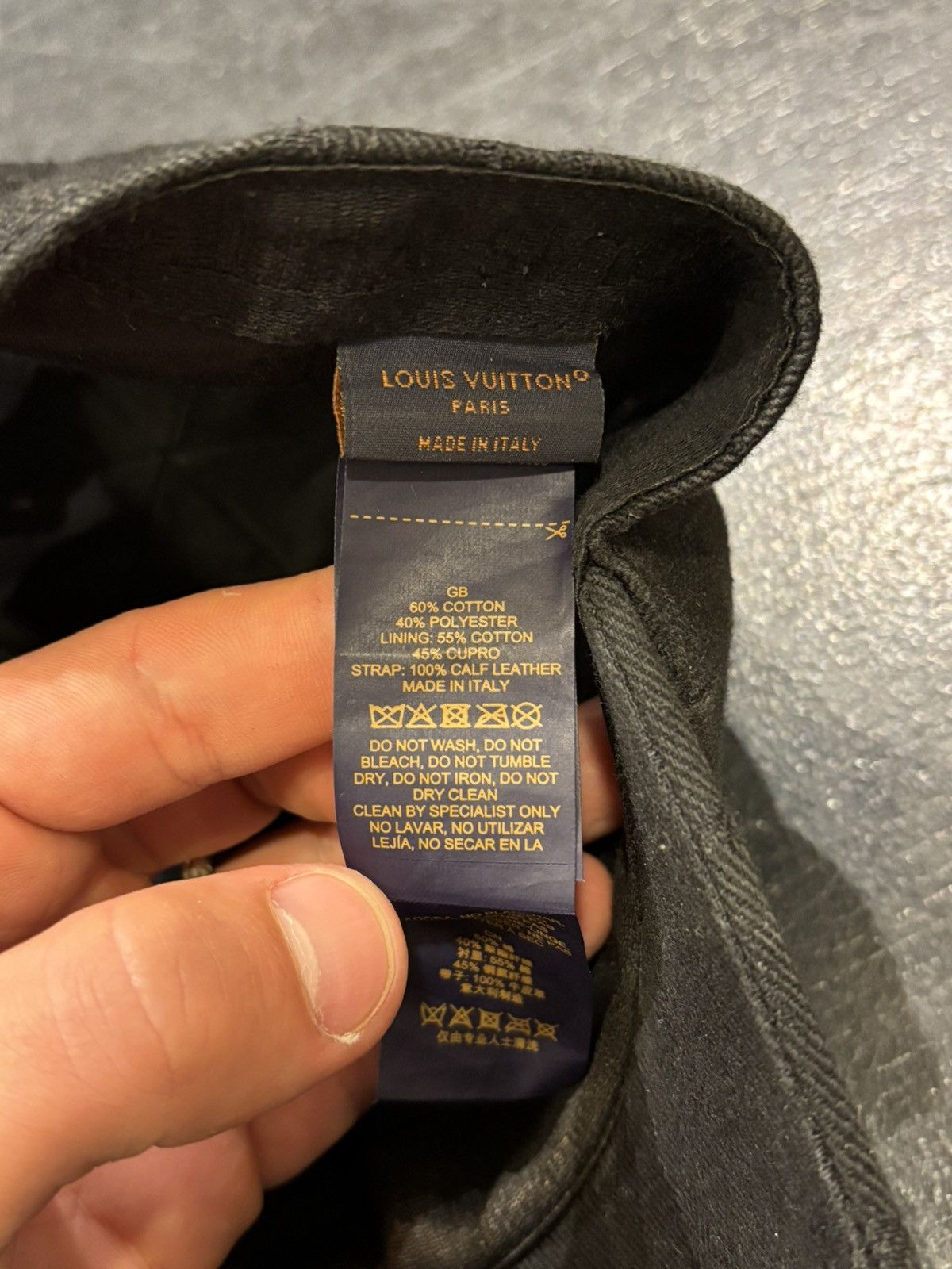 Louis Vuitton Louis Vuitton Essential Monogram Hat - Black Size ONE SIZE - 8 Thumbnail