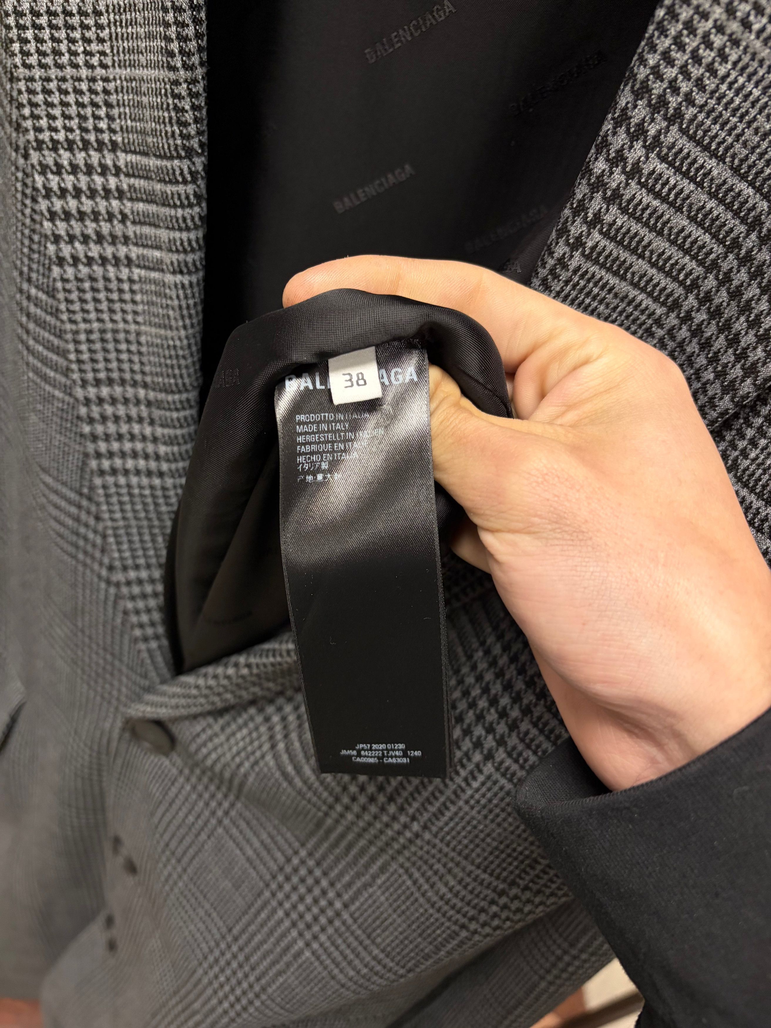 Balenciaga 2020 Balenciaga ‘Houndstooth’ Grey Full Length Long Coat Size US L / EU 52-54 / 3 - 5 Thumbnail