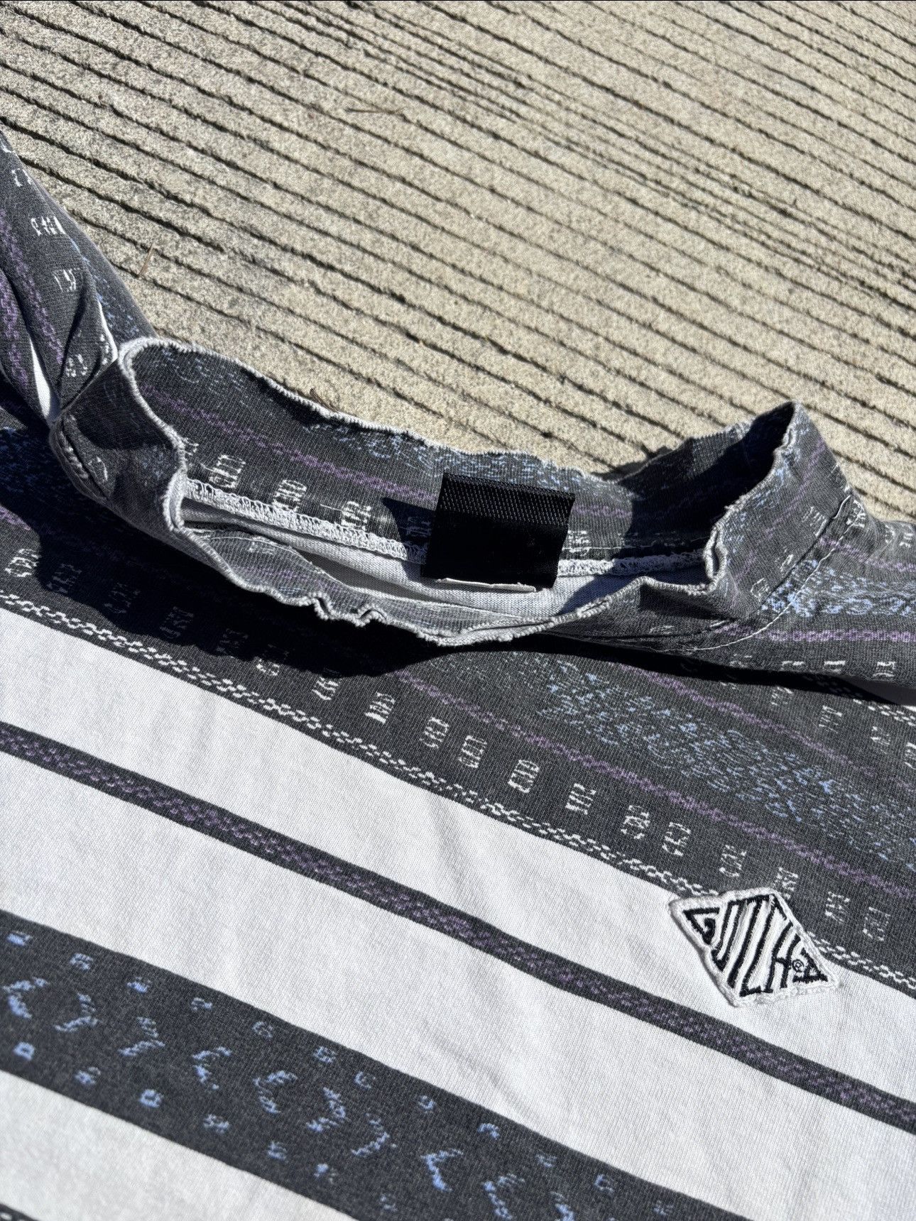 Gotcha Gotcha tribal 90’s Size US S / EU 44-46 / 1 - 4 Thumbnail