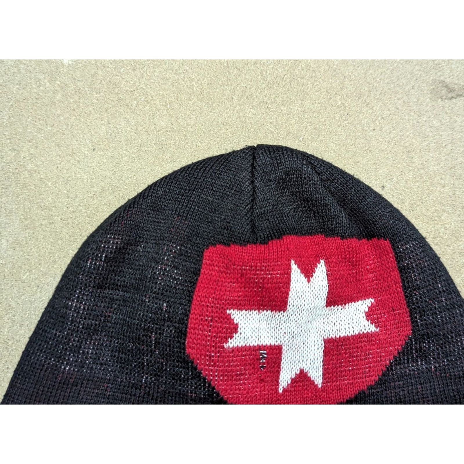 Vintage Wellensteyn Beanie Hat One Size Black Red Promo Unisex Adults Knit Acrylic Stretch 3-4 Seasons Mens Women Girls Boys Size ONE SIZE - 5 Thumbnail