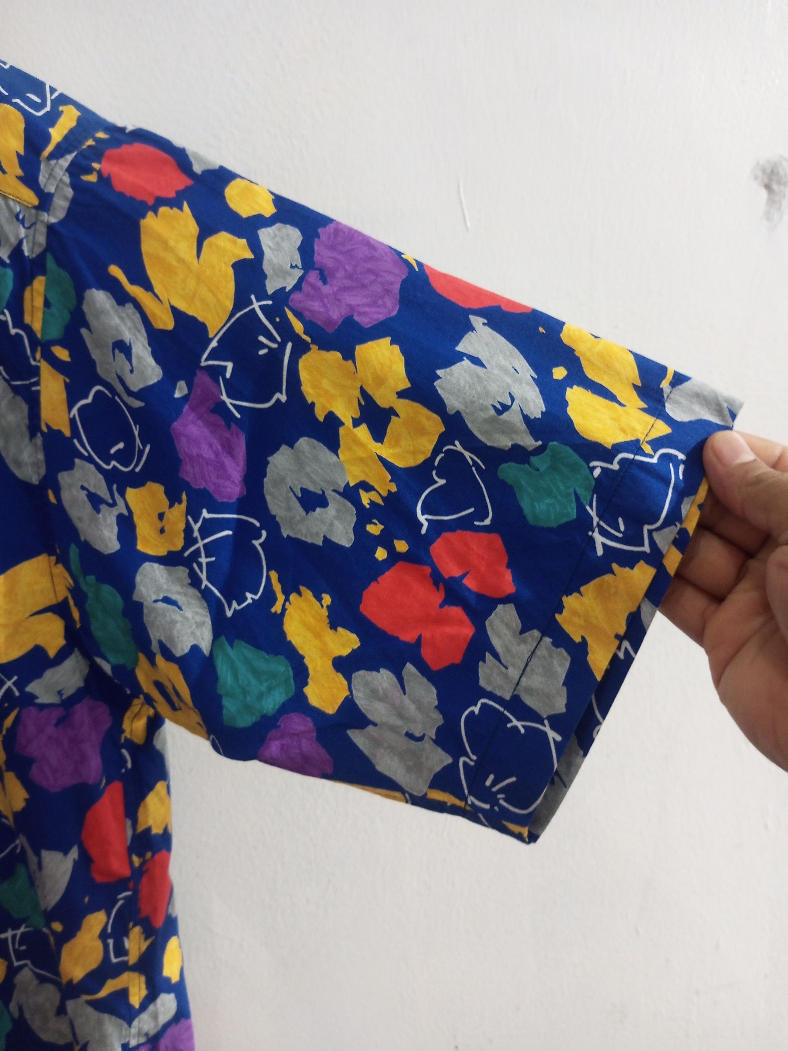 Hysteric Glamour Vintage assemblage multi colour button up shirt Size US XL / EU 56 / 4 - 2 Thumbnail