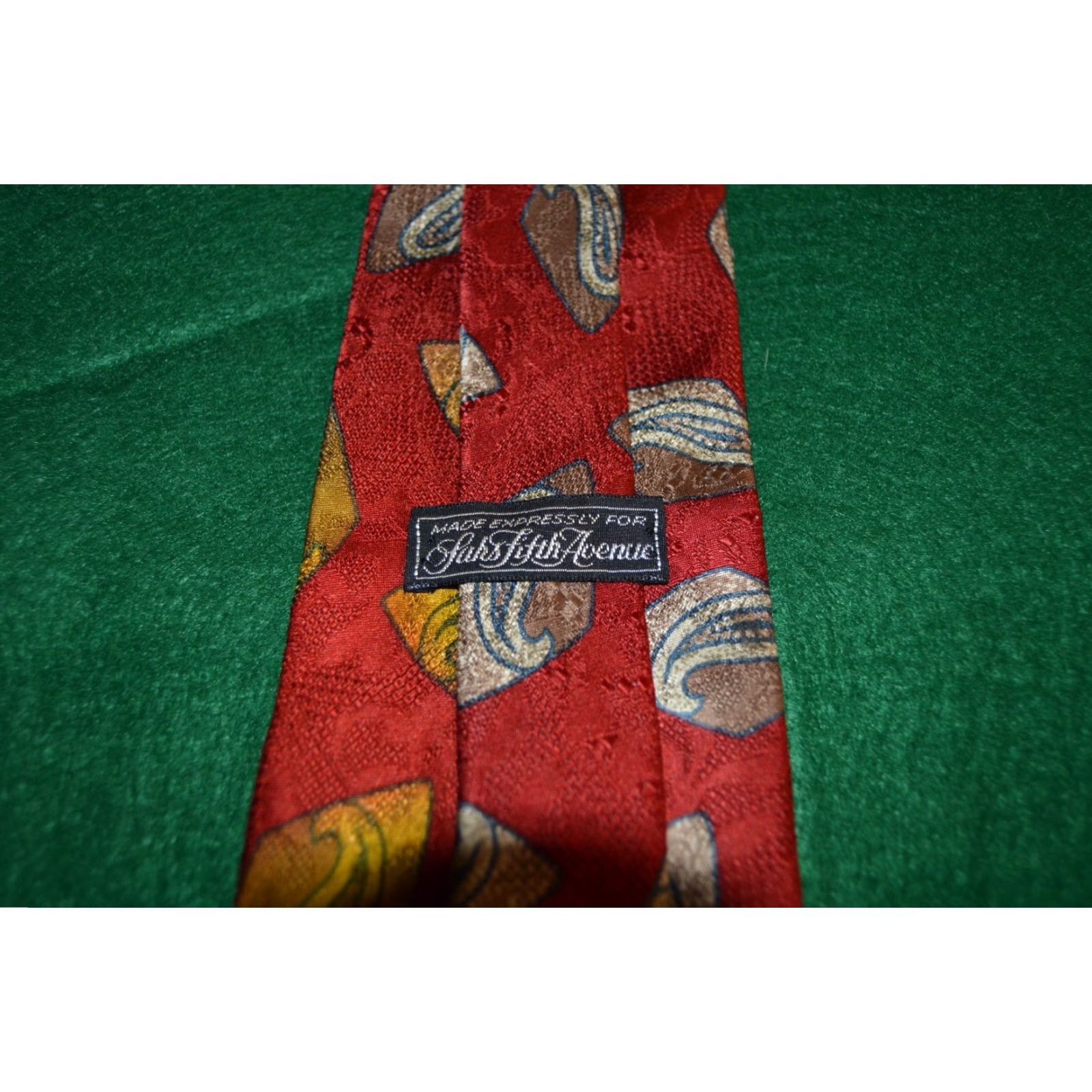 Saks Fifth Avenue Saks Fifth Avenue Red/Yellow Paisley Mens Tie - Saks Fifth Avenue - Necktie - Tie - Red/Yellow - Mens - Paisley - Silk - Classic - Short - 100% Silk Size ONE SIZE - 2 Thumbnail