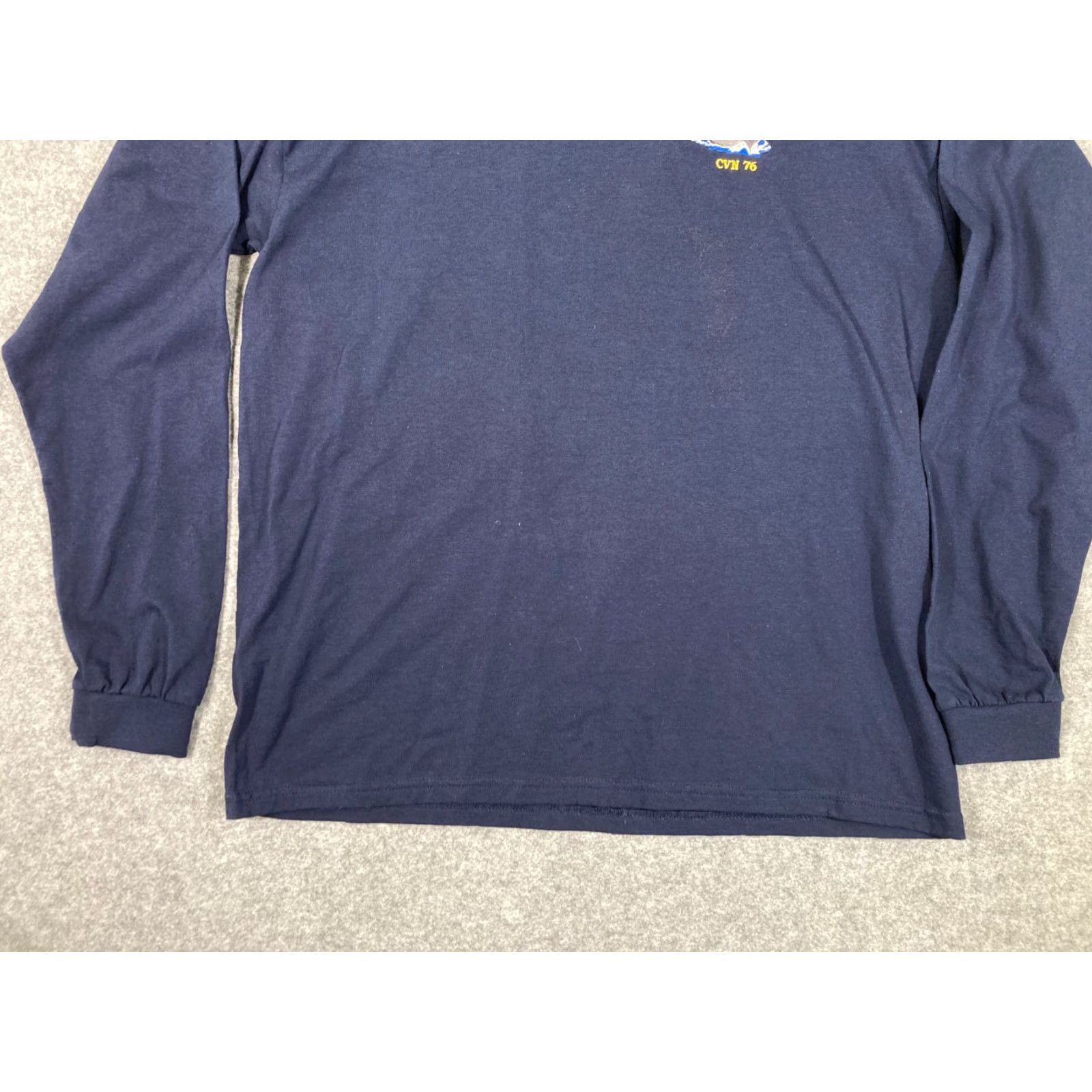Gildan VINTAGE Gildan T-Shirt USS Ronald Reagan Logo Blue XL Mens Long Sleeve Cotton Size US XL / EU 56 / 4 - 4 Thumbnail