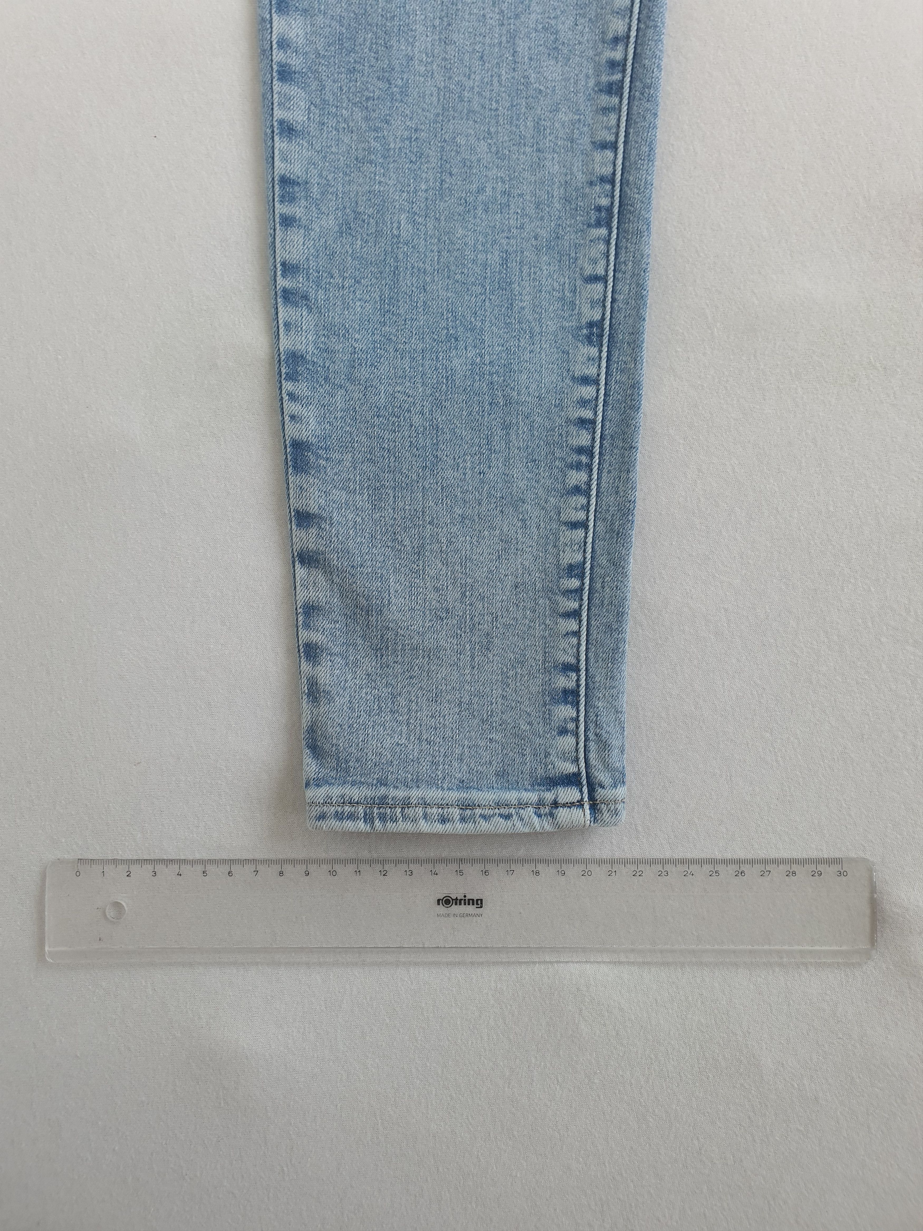 Levi's PREMIUM Line - MILE HIGH SUPER SKINNY (22791-0174) - W31 L30 Size 31" - 12 Thumbnail