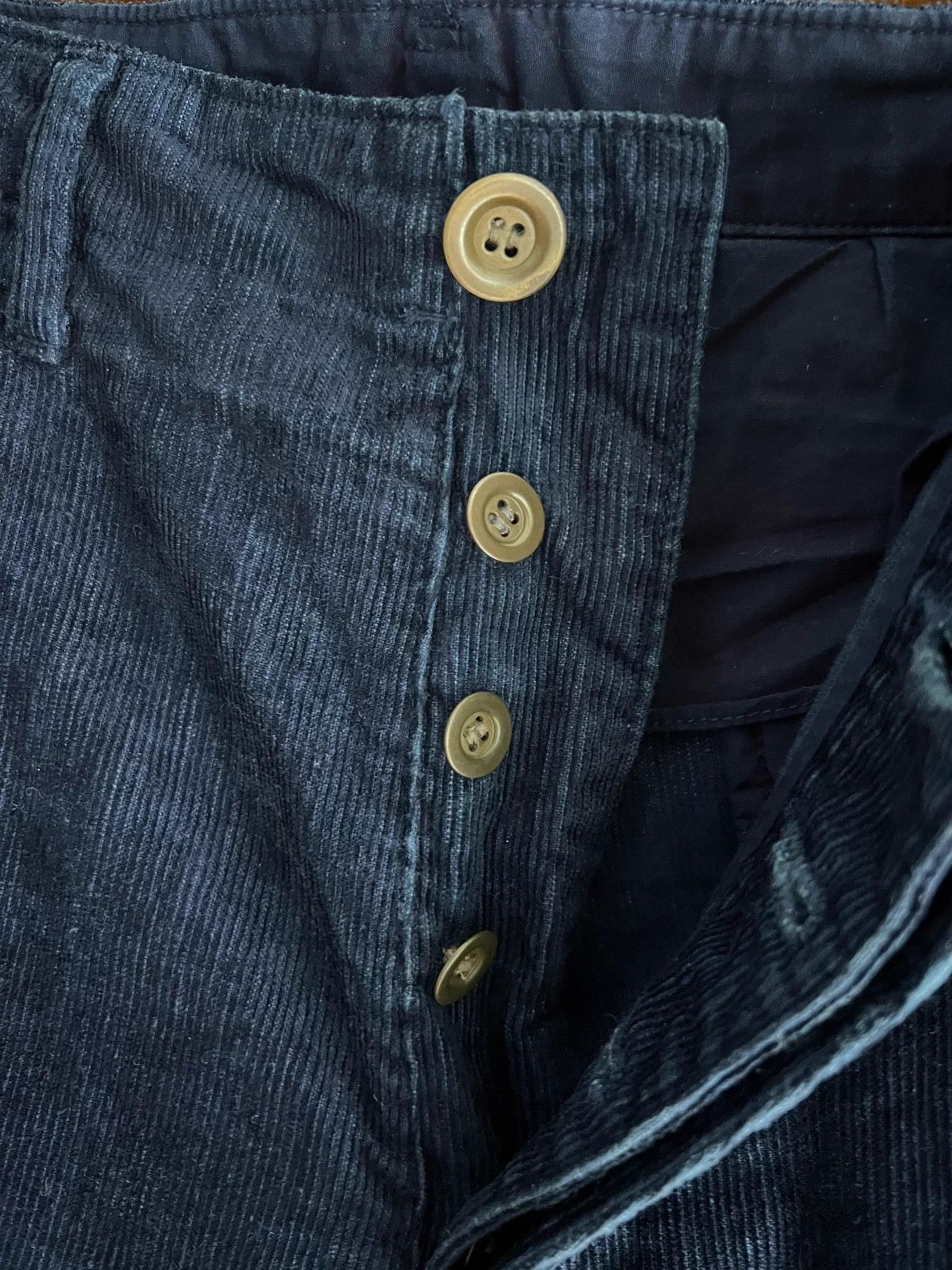 Visvim visvim ict 2017 indigo dyed corduroy short size 2 Size US 32 / EU 48 - 5 Thumbnail