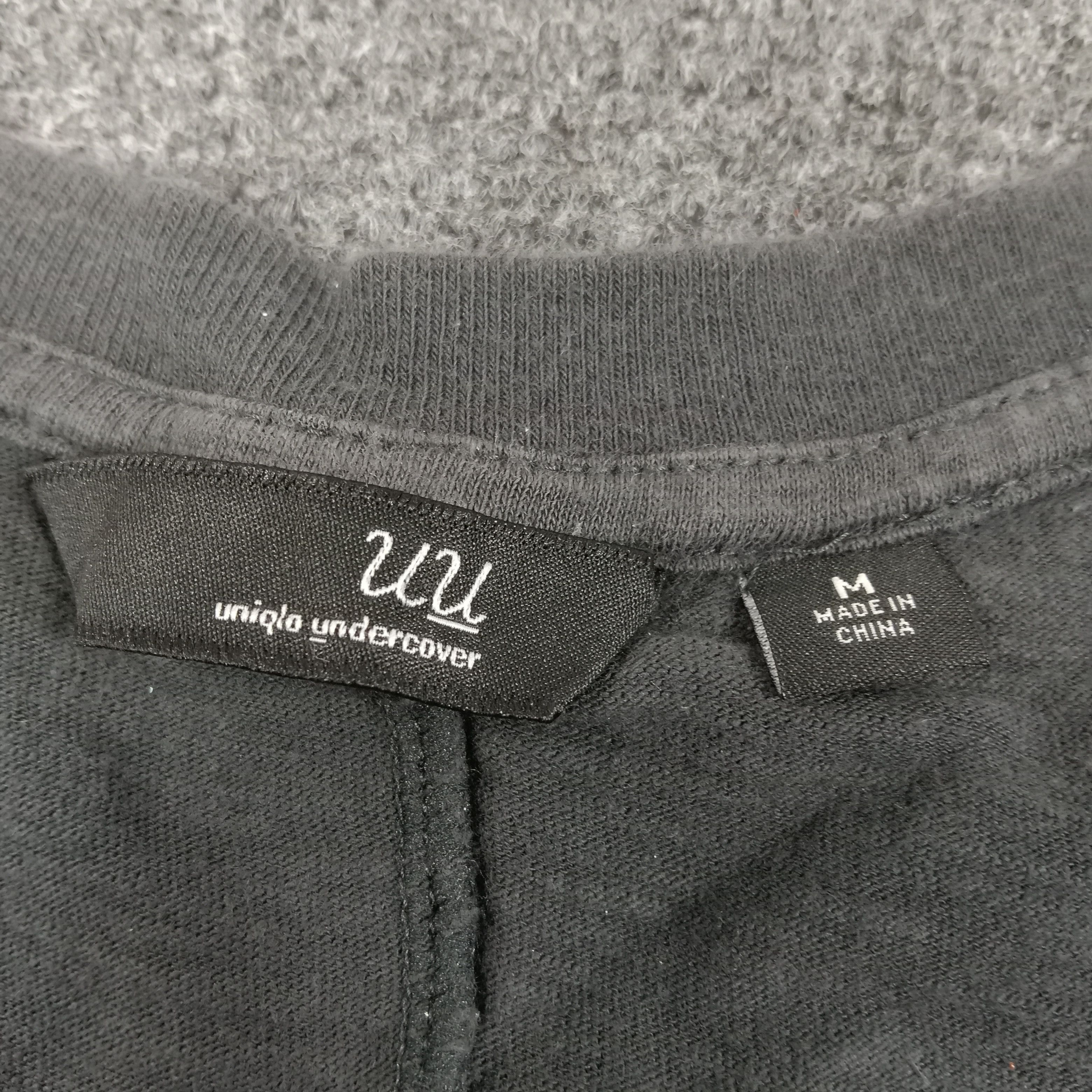 Undercover × Uniqlo × Vintage Uniqlo X Undercover Japanese Brand Tshirt Size US S / EU 44-46 / 1 - 3 Thumbnail