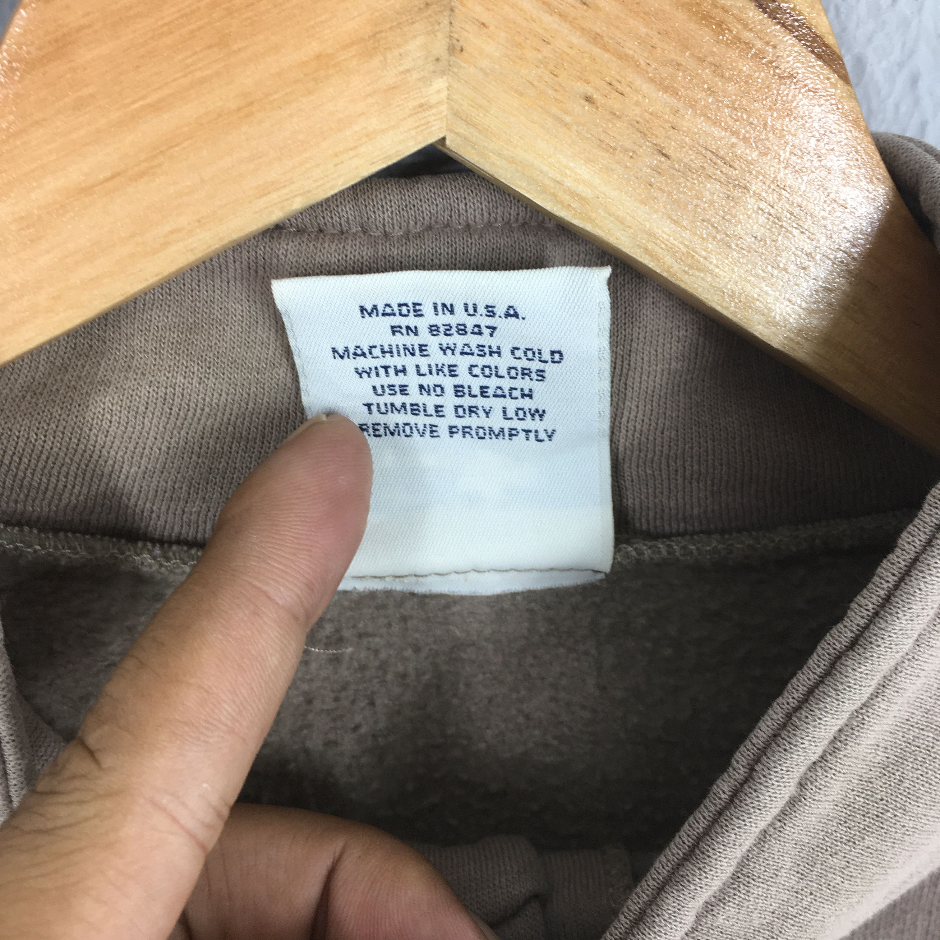 American Eagle Outfitters × Habitat Vintage 90s Eagles Hawk Native American Sweatshirt Large Size US L / EU 52-54 / 3 - 6 Thumbnail