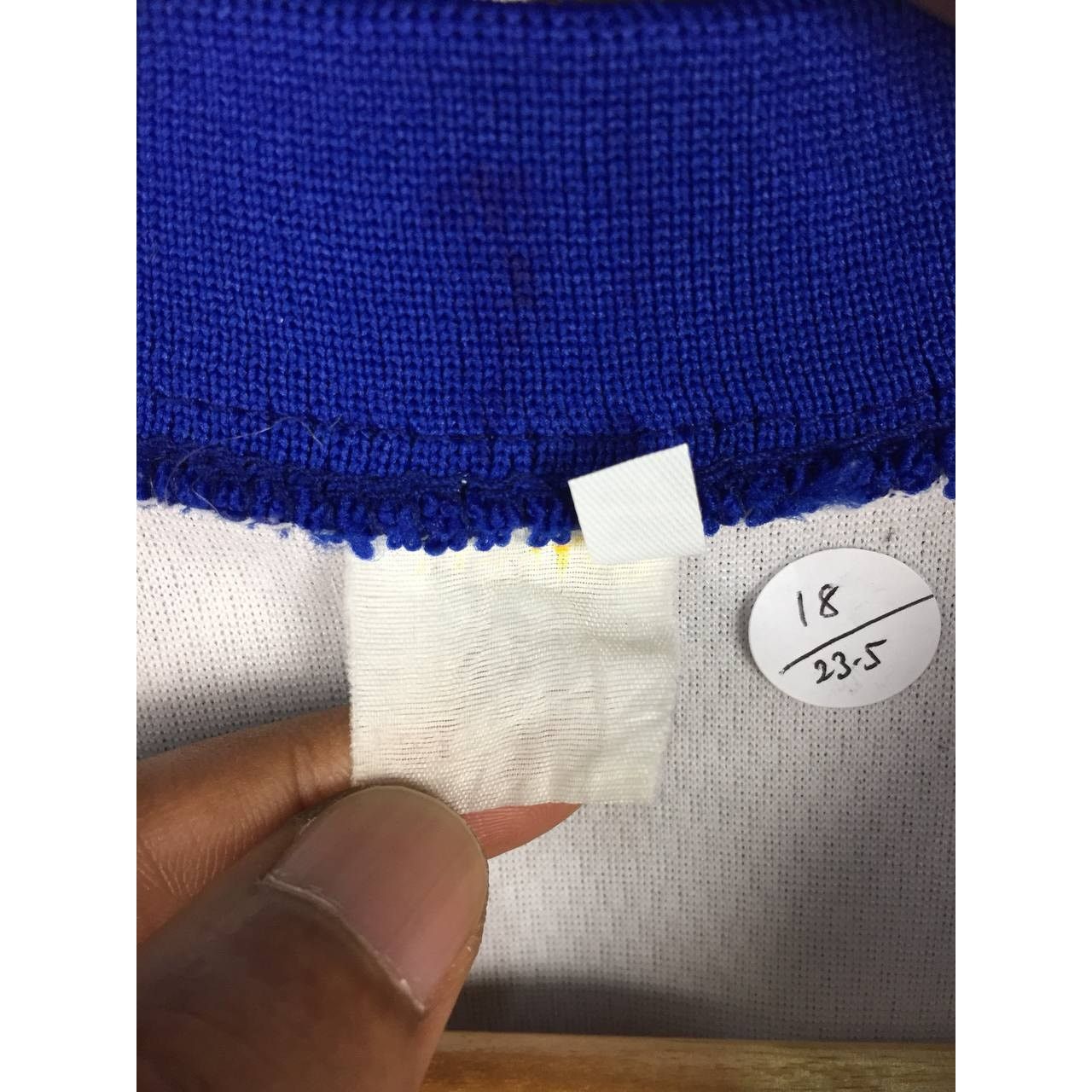 Vintage Cambodia Retro Style Collar Sharp Football Jesey Size US S / EU 44-46 / 1 - 8 Thumbnail