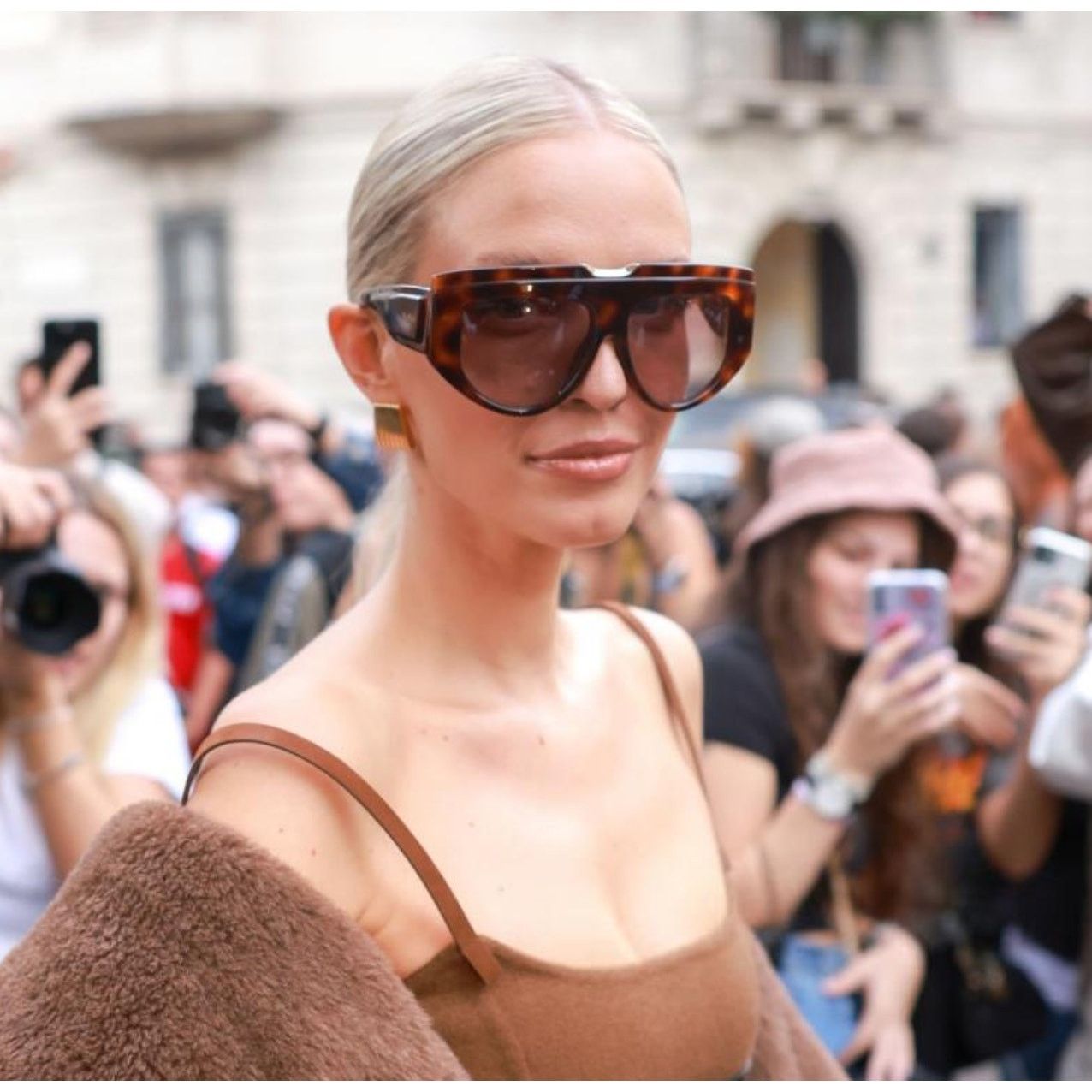 Max Mara NEW Max Mara MM0083 Oversized Sunglasses in Brown Size ONE SIZE - 1 Thumbnail