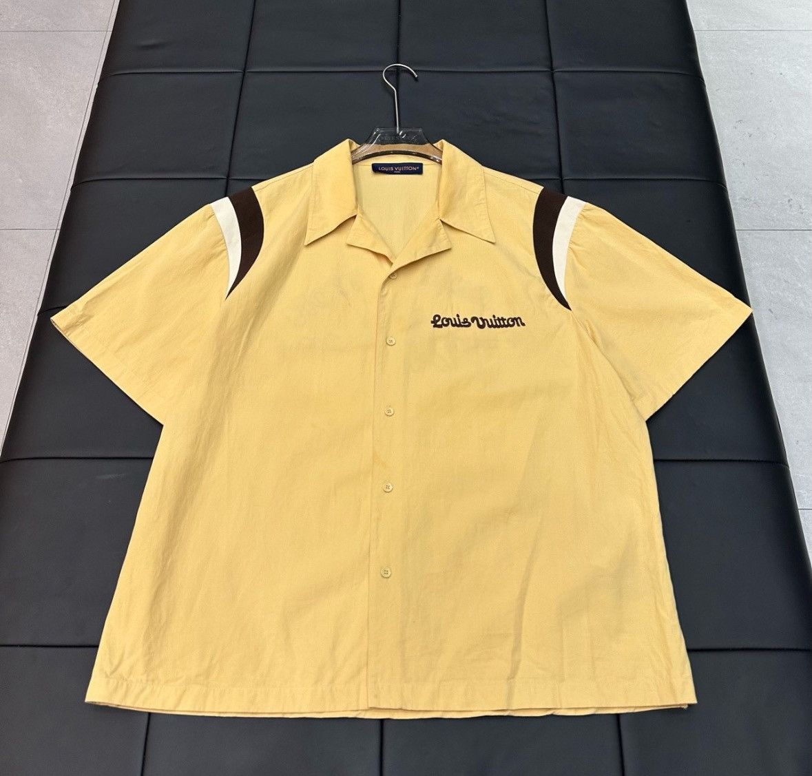 Louis Vuitton Louis Vuitton 24 co-branded short sleeve shirt 2503-Nextarr Size US XXL / EU 58 / 5 - 1 Thumbnail