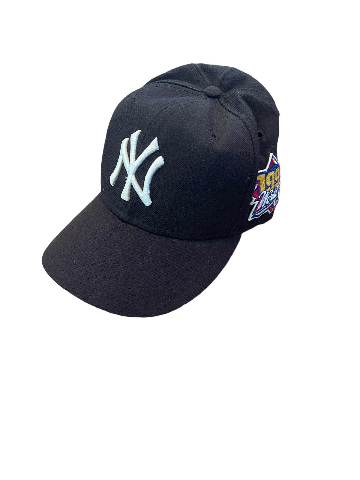 MLB × New York Yankees × Vintage Vintage 1999 New York Yankees World Series New Era Hat Size 26 - 1 Thumbnail